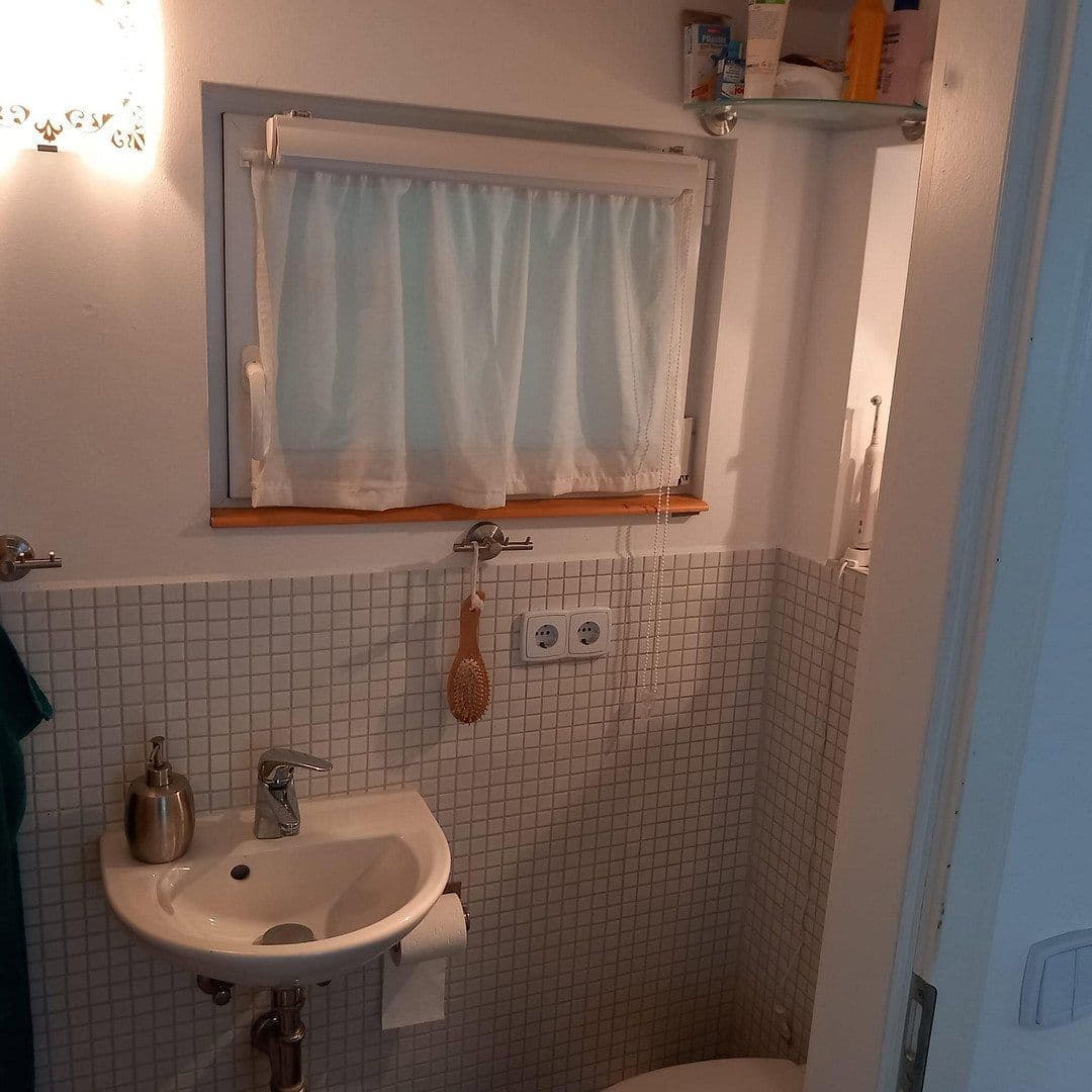 Prodej domu 35 m², pozemek 368 m², Bergstraße, Berlin, Berlín Prodej domu 35 m², pozemek 368 m², Bergstraße, Berlin, Berlín