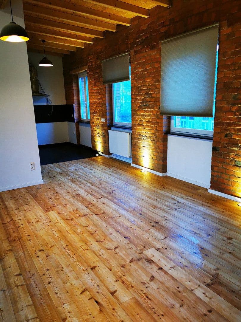 Pronájem bytu 2+1 98 m², Offenbach, Hessen Pronájem bytu 2+1 98 m², Offenbach, Hessen