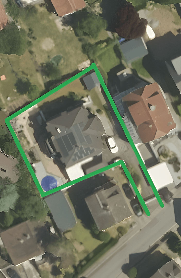Prodej domu 310 m², pozemek 743 m², Rodenbach, Hessen Prodej domu 310 m², pozemek 743 m², Rodenbach, Hessen