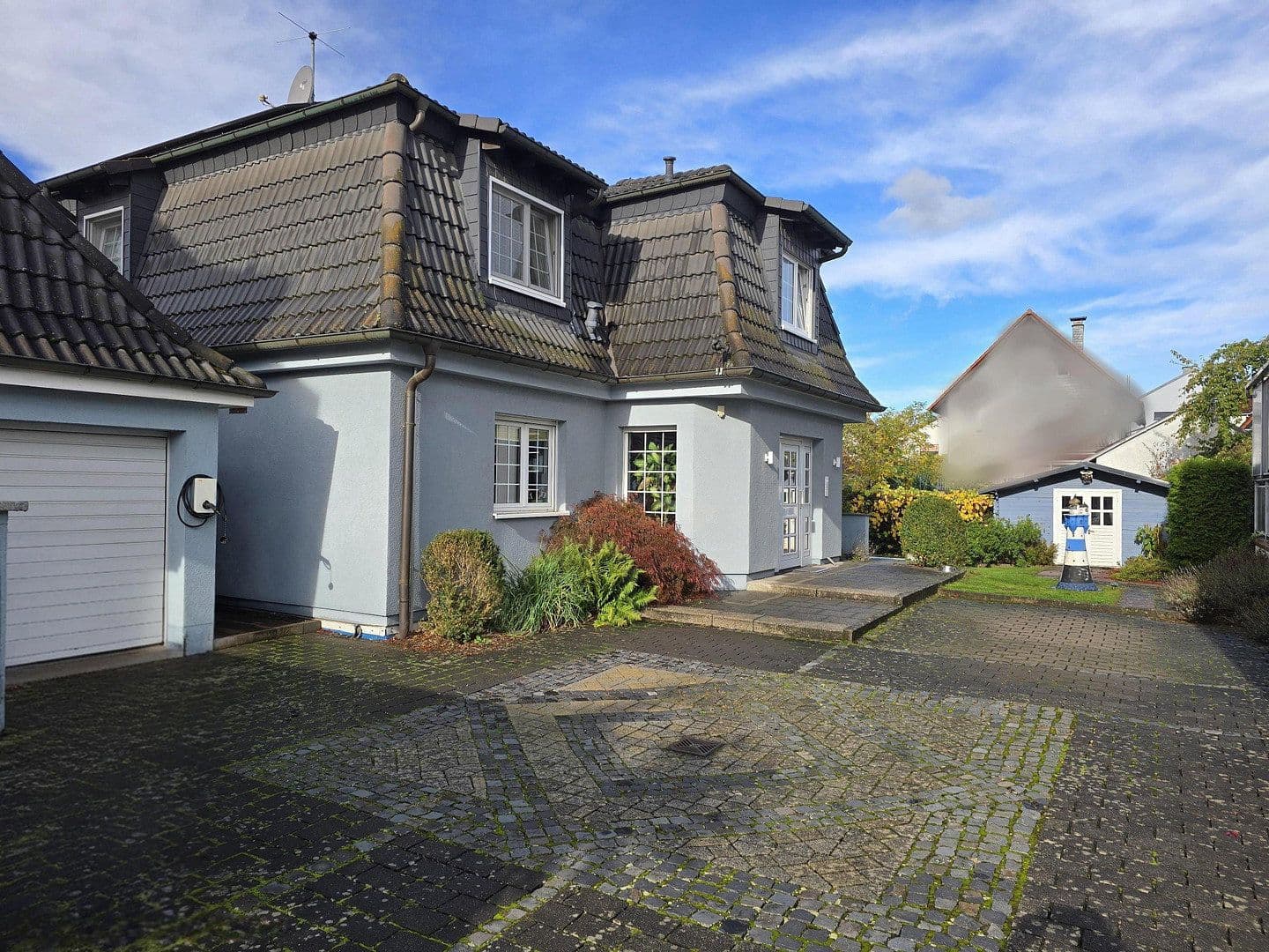 Prodej domu 310 m², pozemek 743 m², Rodenbach, Hessen Prodej domu 310 m², pozemek 743 m², Rodenbach, Hessen