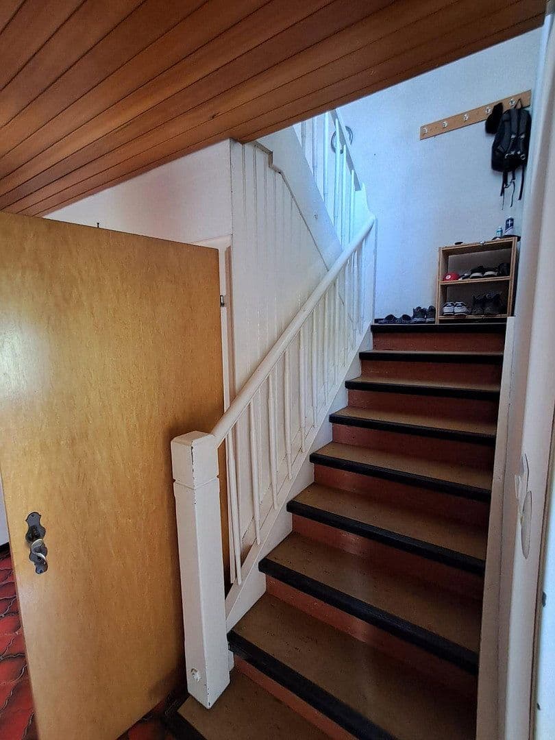 Prodej domu 120 m², pozemek 560 m², Leipheimer Straße 89, Neu-Ulm, Bavorsko Prodej domu 120 m², pozemek 560 m², Leipheimer Straße 89, Neu-Ulm, Bavorsko