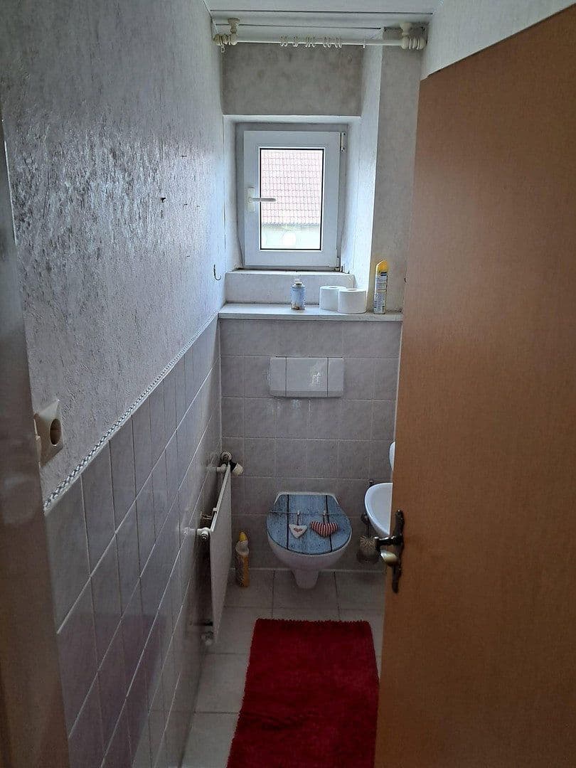 Prodej domu 120 m², pozemek 560 m², Leipheimer Straße 89, Neu-Ulm, Bavorsko Prodej domu 120 m², pozemek 560 m², Leipheimer Straße 89, Neu-Ulm, Bavorsko