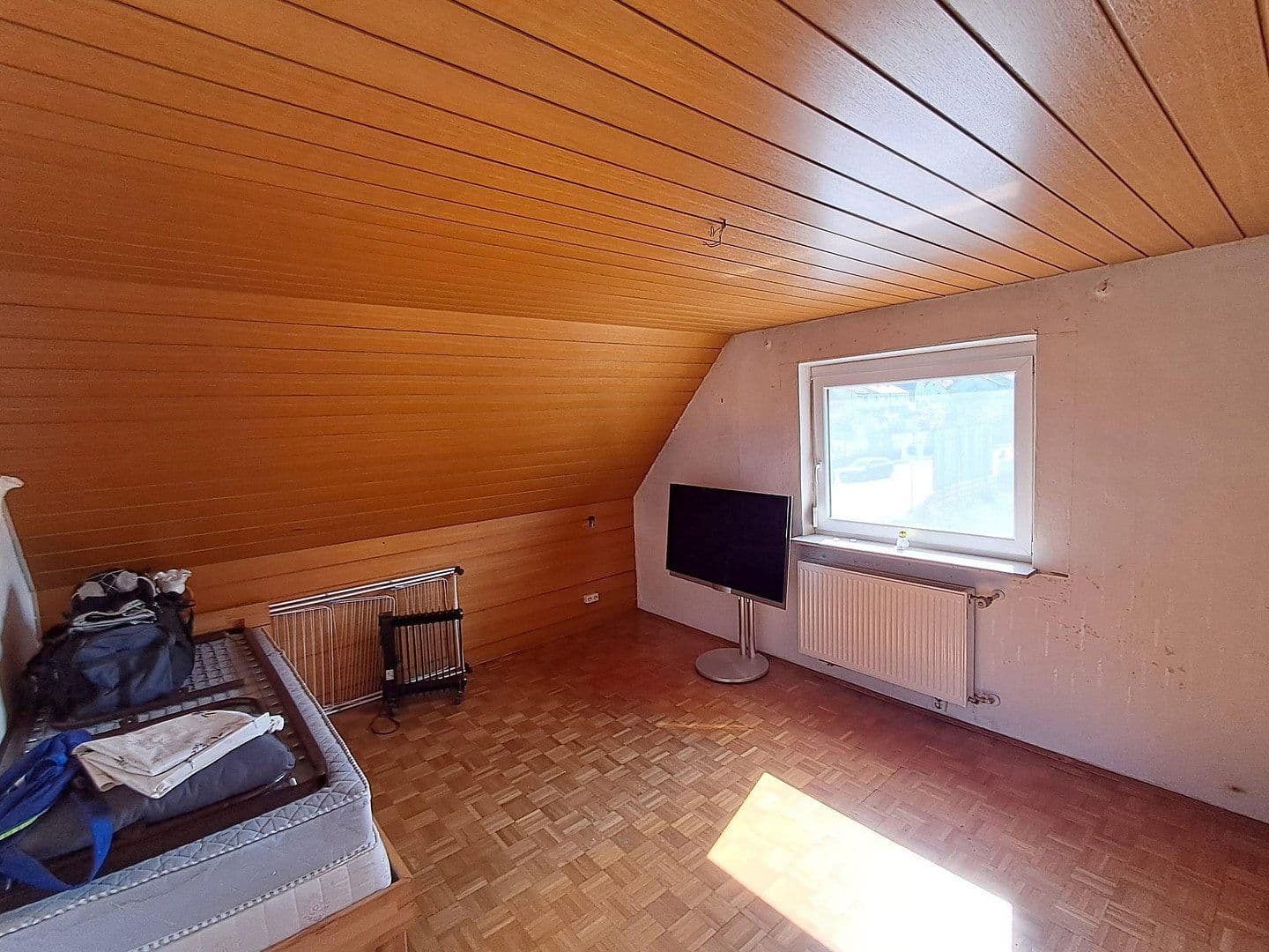 Prodej domu 120 m², pozemek 560 m², Leipheimer Straße 89, Neu-Ulm, Bavorsko Prodej domu 120 m², pozemek 560 m², Leipheimer Straße 89, Neu-Ulm, Bavorsko