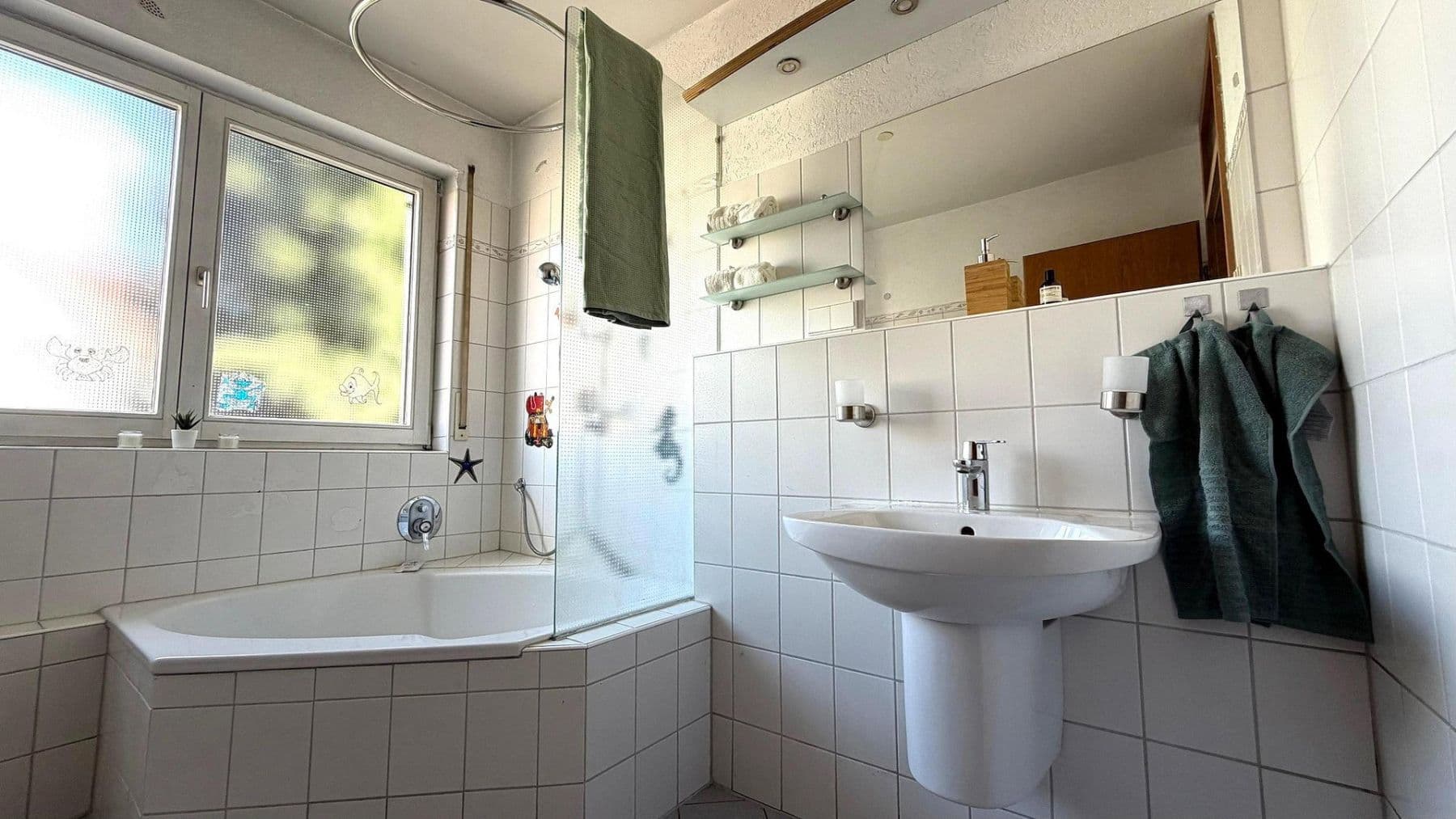 Prodej domu 135 m², pozemek 311 m², Ludwigstr. 84b, Jockgrim, Porýní-Falc Prodej domu 135 m², pozemek 311 m², Ludwigstr. 84b, Jockgrim, Porýní-Falc