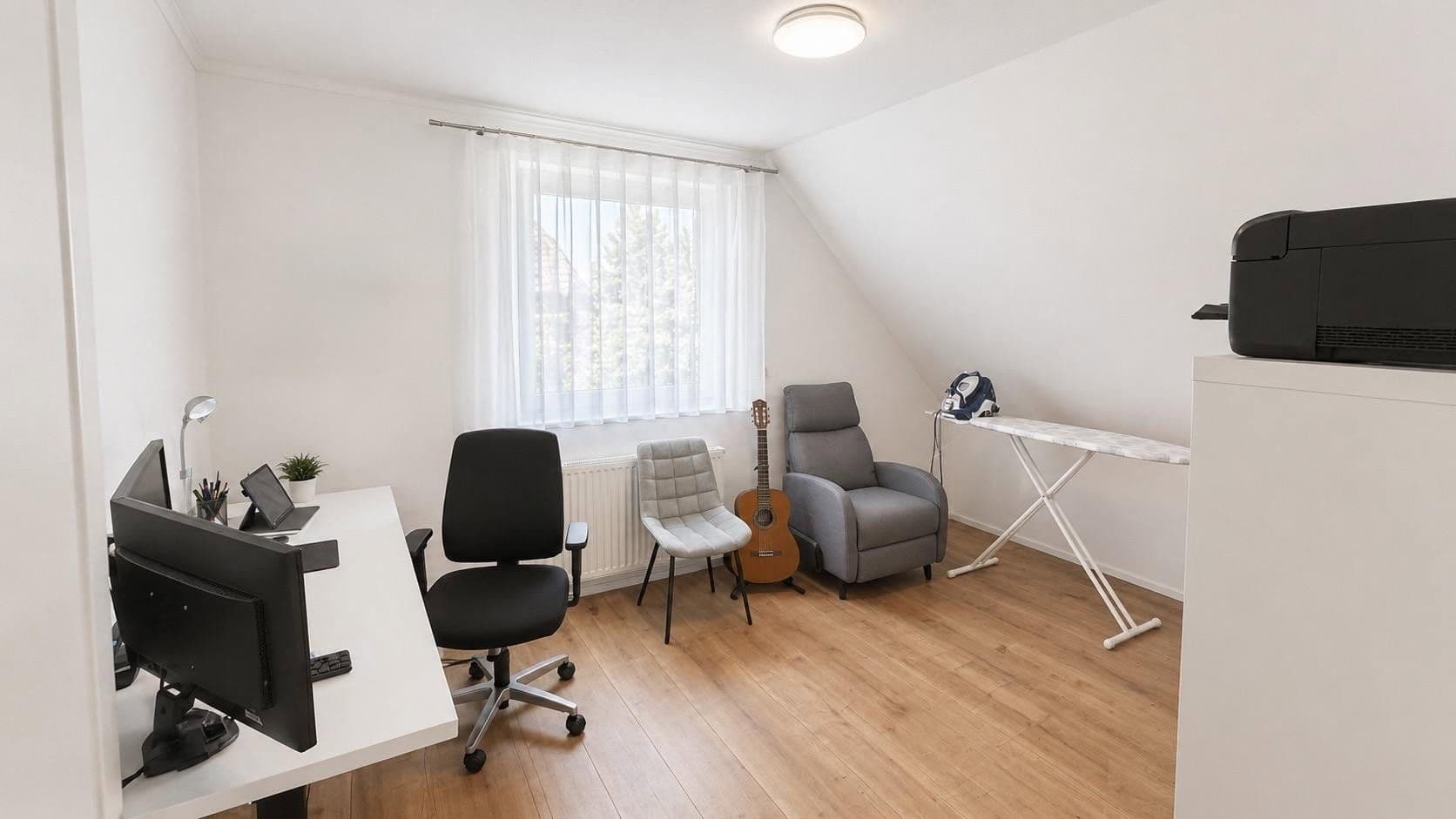 Prodej domu 140 m², pozemek 306 m², Achim, Dolní Sasko Prodej domu 140 m², pozemek 306 m², Achim, Dolní Sasko