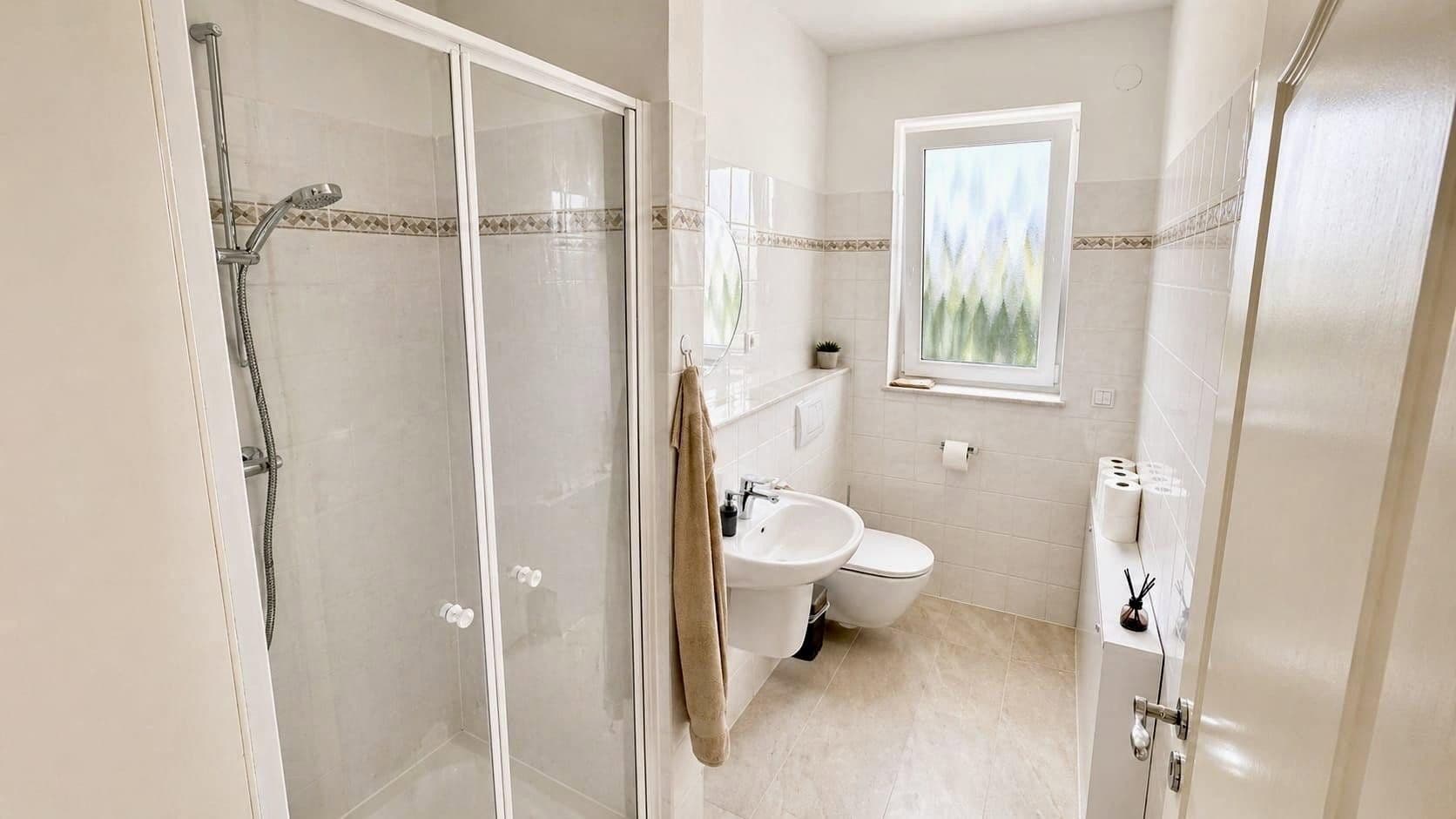 Prodej domu 140 m², pozemek 306 m², Achim, Dolní Sasko Prodej domu 140 m², pozemek 306 m², Achim, Dolní Sasko