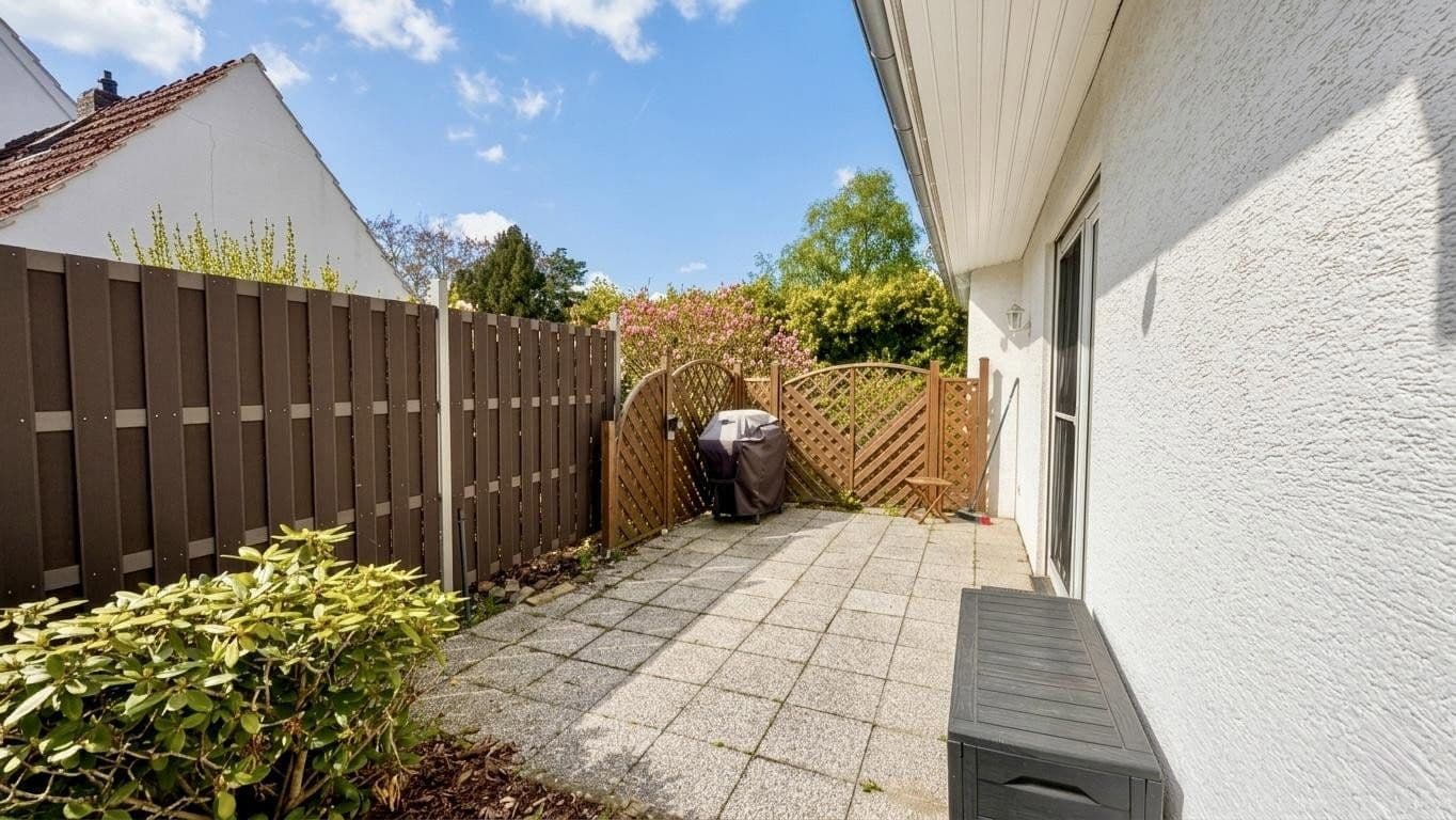 Prodej domu 140 m², pozemek 306 m², Achim, Dolní Sasko Prodej domu 140 m², pozemek 306 m², Achim, Dolní Sasko