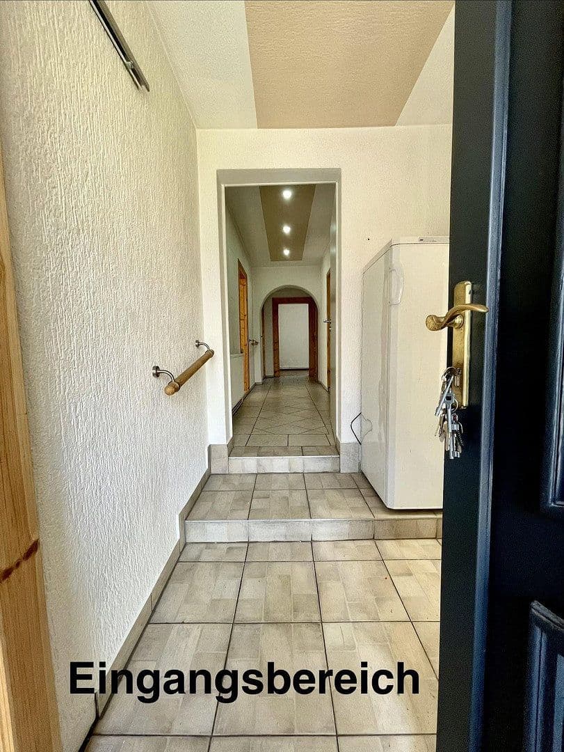 Prodej domu 100 m², pozemek 2.700 m², Holzhausener-Dorfstraße 30, Bismark (Altmark), Sasko-Anhaltsko Prodej domu 100 m², pozemek 2.700 m², Holzhausener-Dorfstraße 30, Bismark (Altmark), Sasko-Anhaltsko