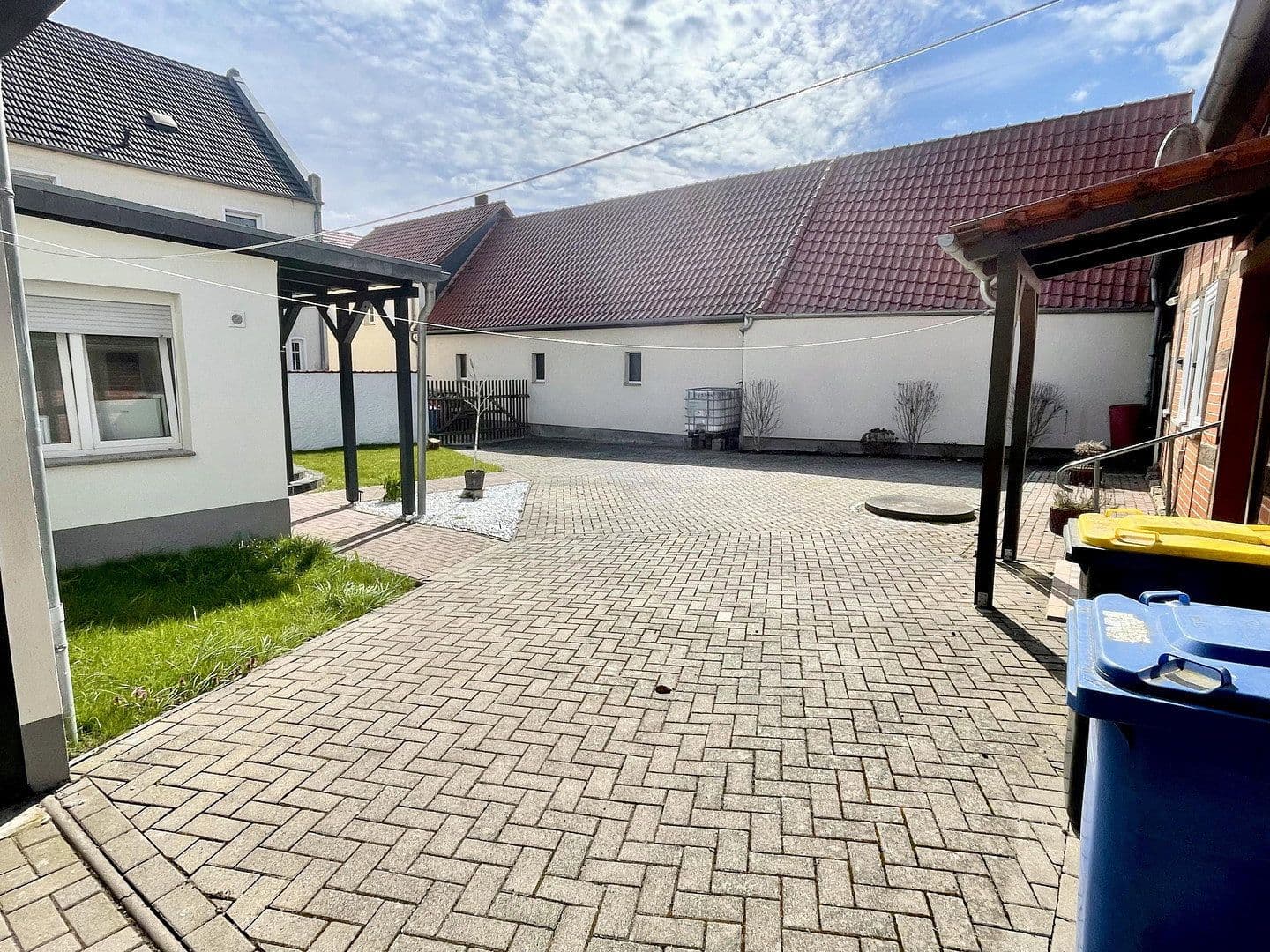 Prodej domu 100 m², pozemek 2.700 m², Holzhausener-Dorfstraße 30, Bismark (Altmark), Sasko-Anhaltsko Prodej domu 100 m², pozemek 2.700 m², Holzhausener-Dorfstraße 30, Bismark (Altmark), Sasko-Anhaltsko