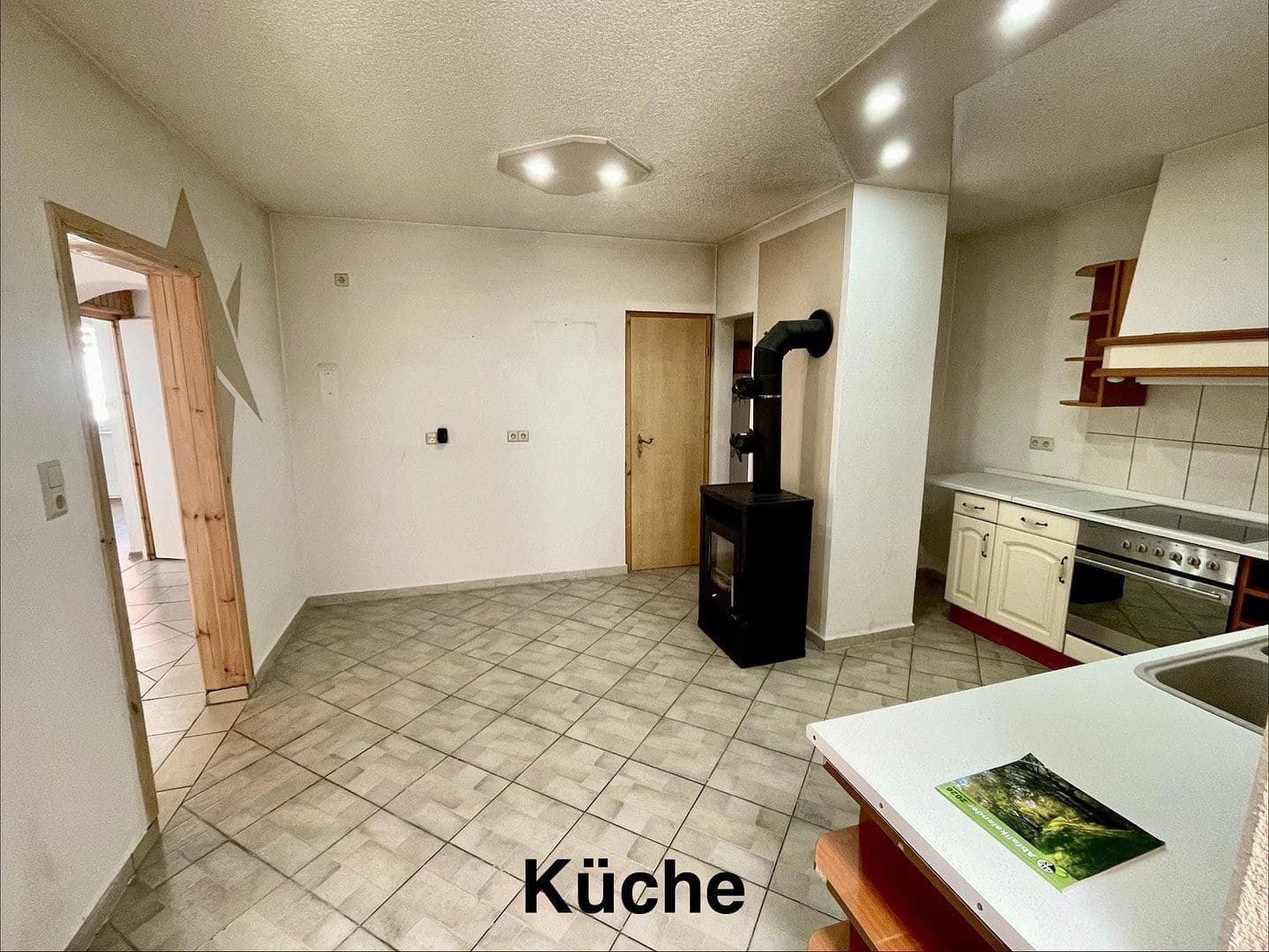 Prodej domu 100 m², pozemek 2.700 m², Holzhausener-Dorfstraße 30, Bismark (Altmark), Sasko-Anhaltsko Prodej domu 100 m², pozemek 2.700 m², Holzhausener-Dorfstraße 30, Bismark (Altmark), Sasko-Anhaltsko