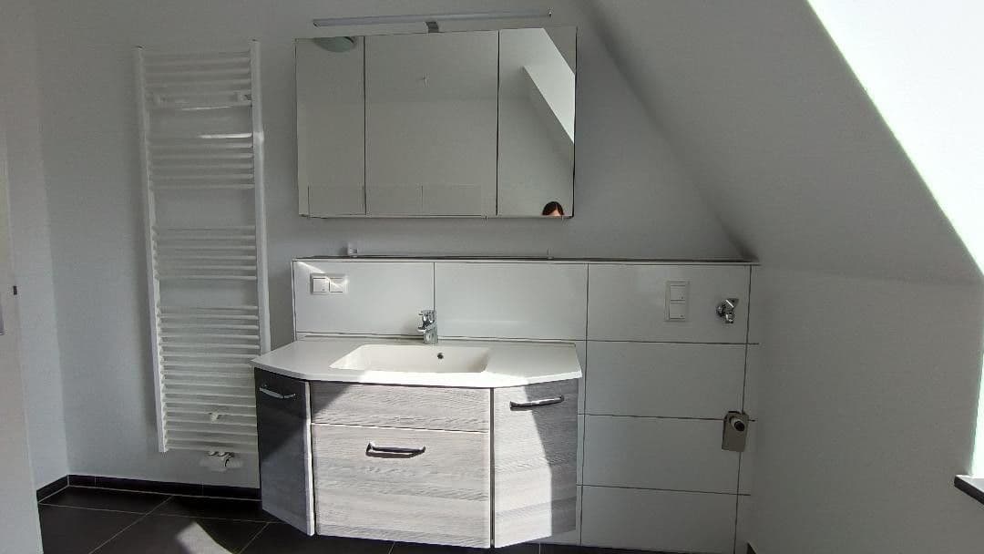 Pronájem bytu 4+1 100 m², Feldstr. 48, Wuppertal, Severní Porýní-Vestfálsko Pronájem bytu 4+1 100 m², Feldstr. 48, Wuppertal, Severní Porýní-Vestfálsko