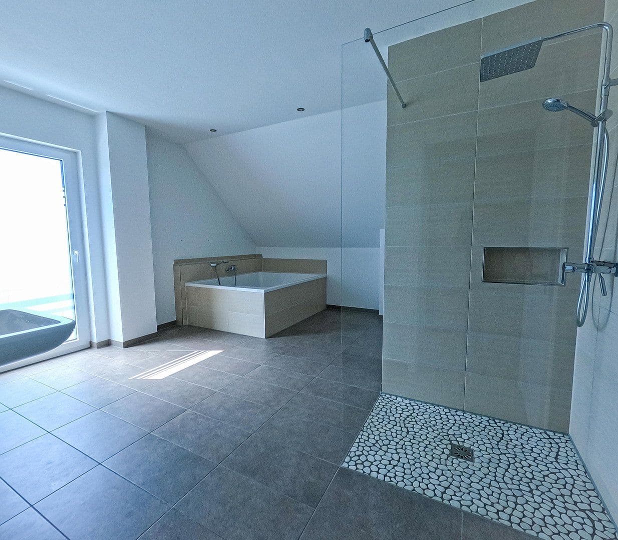 Prodej domu 268 m², pozemek 785 m², Hilpoltstein, Bavorsko Prodej domu 268 m², pozemek 785 m², Hilpoltstein, Bavorsko