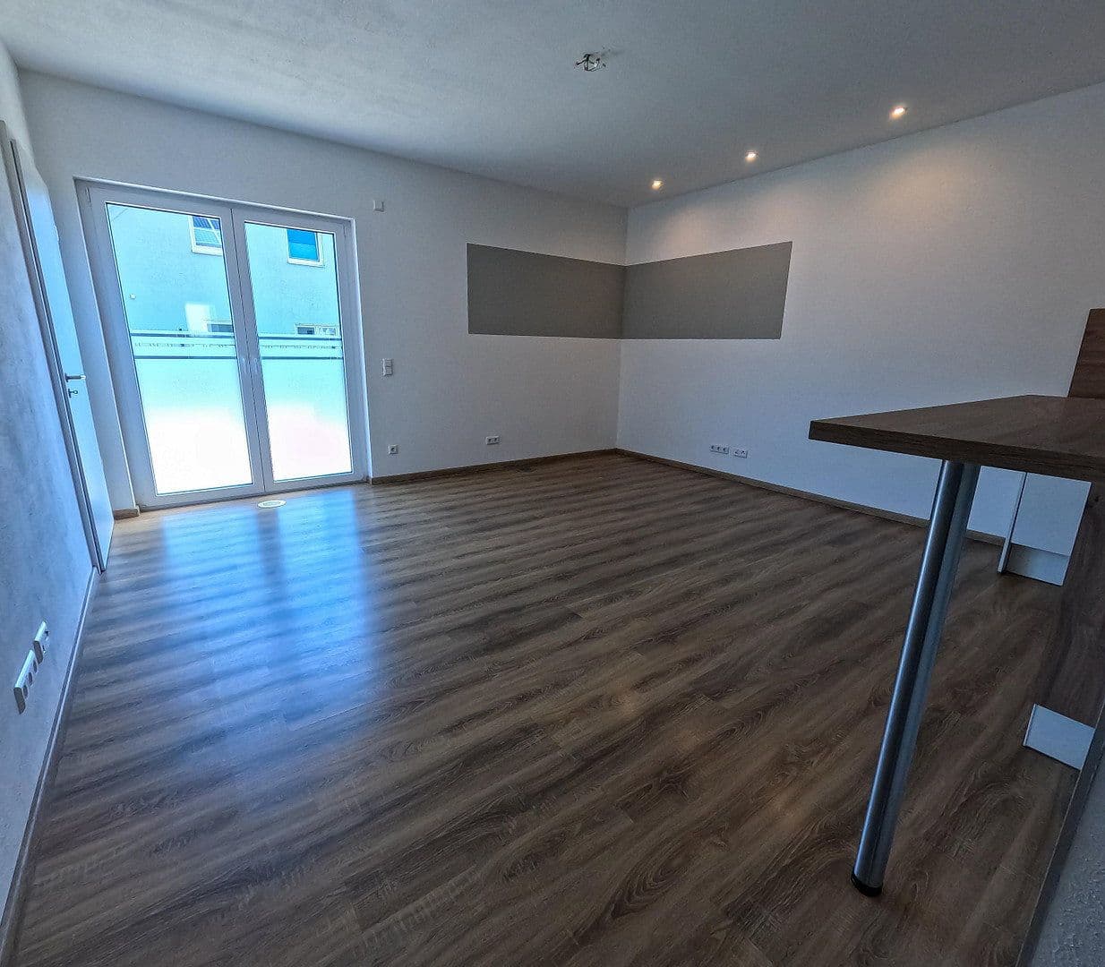 Prodej domu 268 m², pozemek 785 m², Hilpoltstein, Bavorsko Prodej domu 268 m², pozemek 785 m², Hilpoltstein, Bavorsko