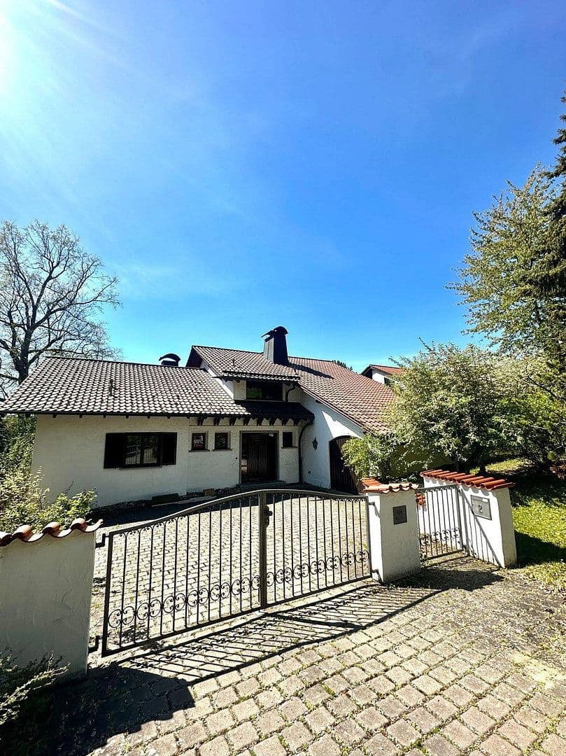 Prodej domu 200 m², pozemek 1.100 m², Coburg, Bavorsko Prodej domu 200 m², pozemek 1.100 m², Coburg, Bavorsko