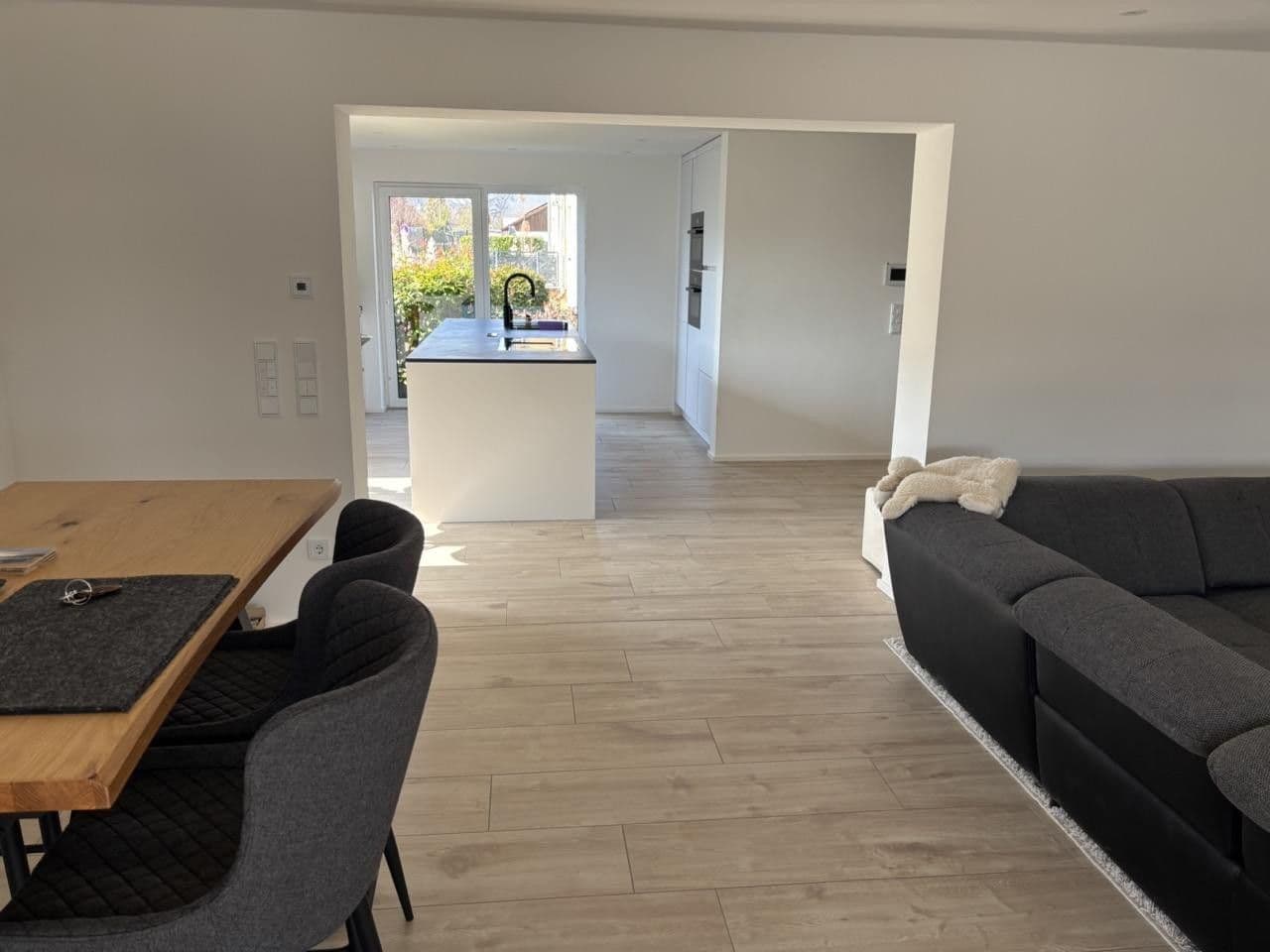 Pronájem bytu 5+1 166 m², Neu-Anspach, Hessen Pronájem bytu 5+1 166 m², Neu-Anspach, Hessen