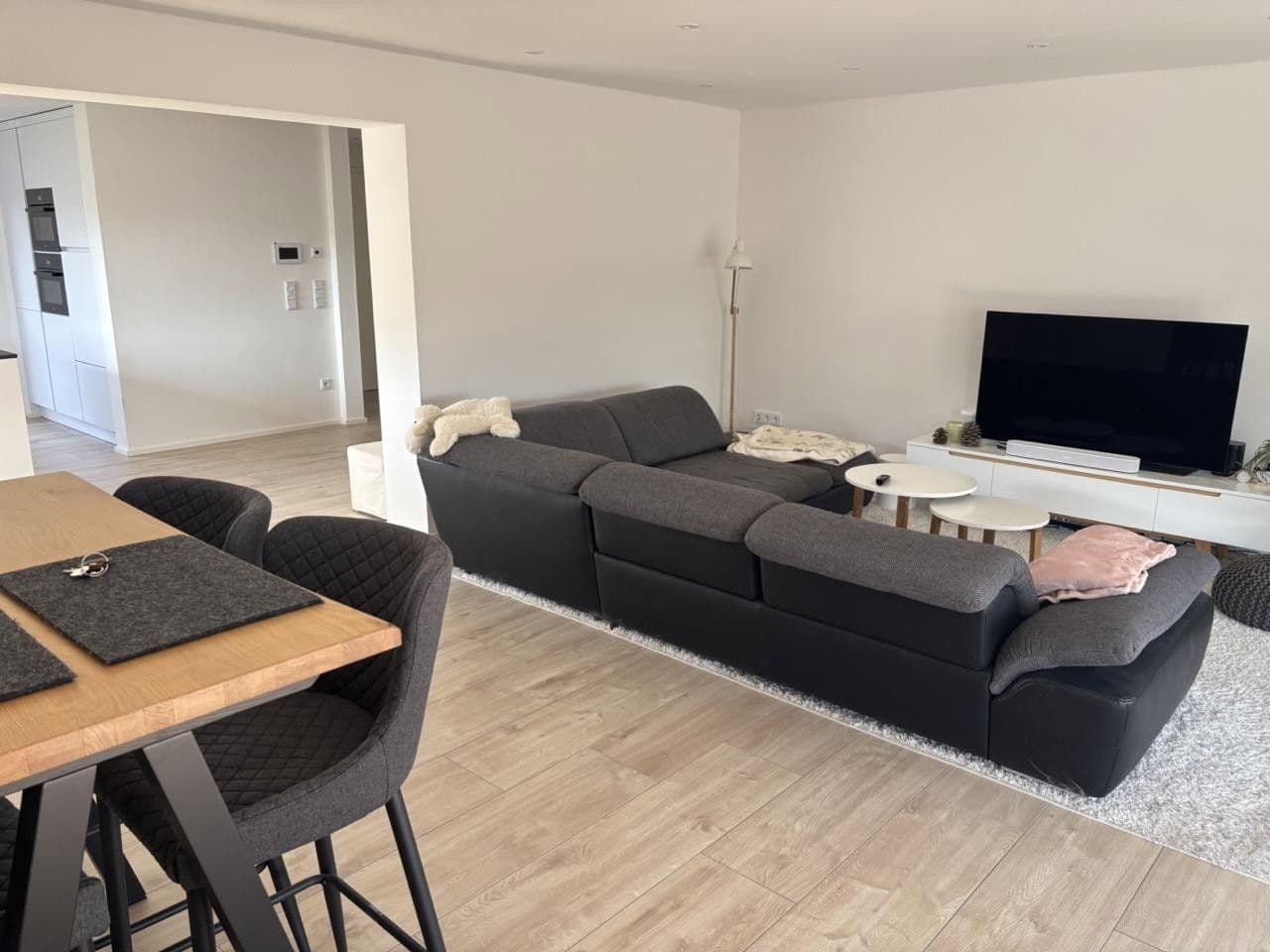 Pronájem bytu 5+1 166 m², Neu-Anspach, Hessen Pronájem bytu 5+1 166 m², Neu-Anspach, Hessen