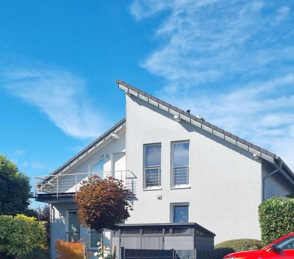 Prodej domu 260 m², pozemek 634 m², Lohmar, Severní Porýní-Vestfálsko Prodej domu 260 m², pozemek 634 m², Lohmar, Severní Porýní-Vestfálsko