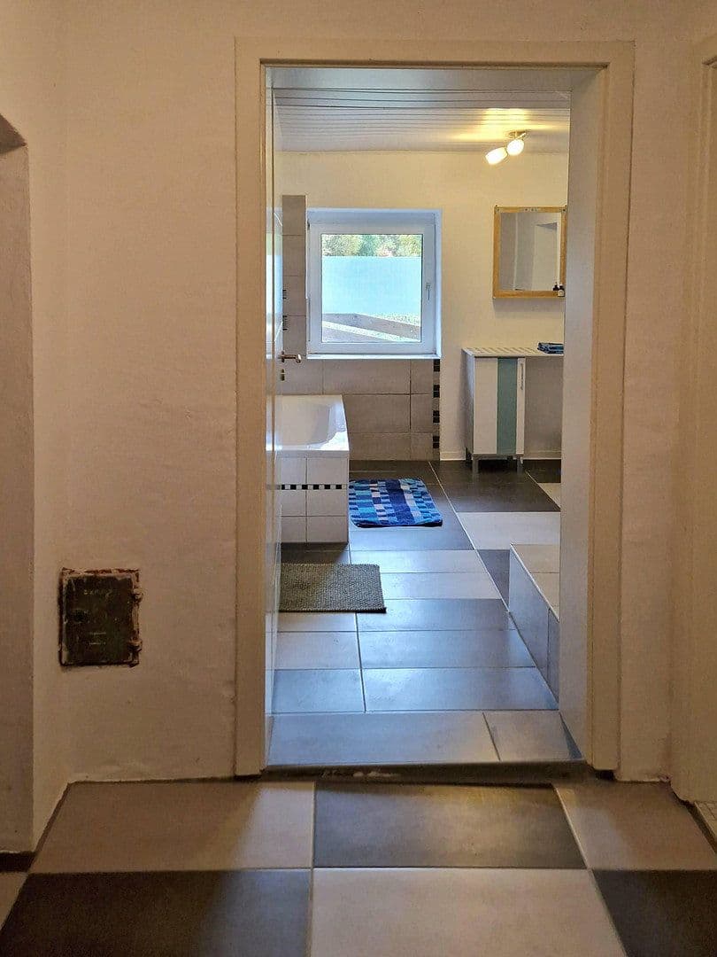 Prodej domu 130 m², pozemek 370 m², Zum Rodachtal 28, Schwarzenbach am Wald, Bavorsko Prodej domu 130 m², pozemek 370 m², Zum Rodachtal 28, Schwarzenbach am Wald, Bavorsko