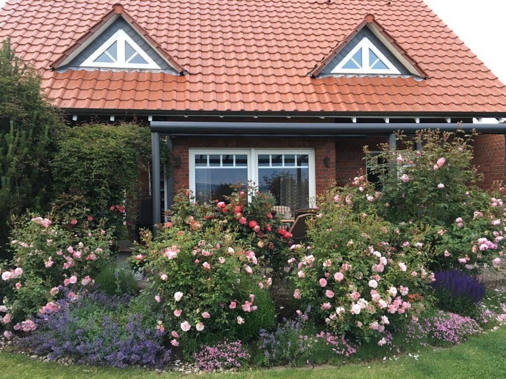 Prodej domu 150 m², pozemek 568 m², Gronau, Dolní Sasko Prodej domu 150 m², pozemek 568 m², Gronau, Dolní Sasko