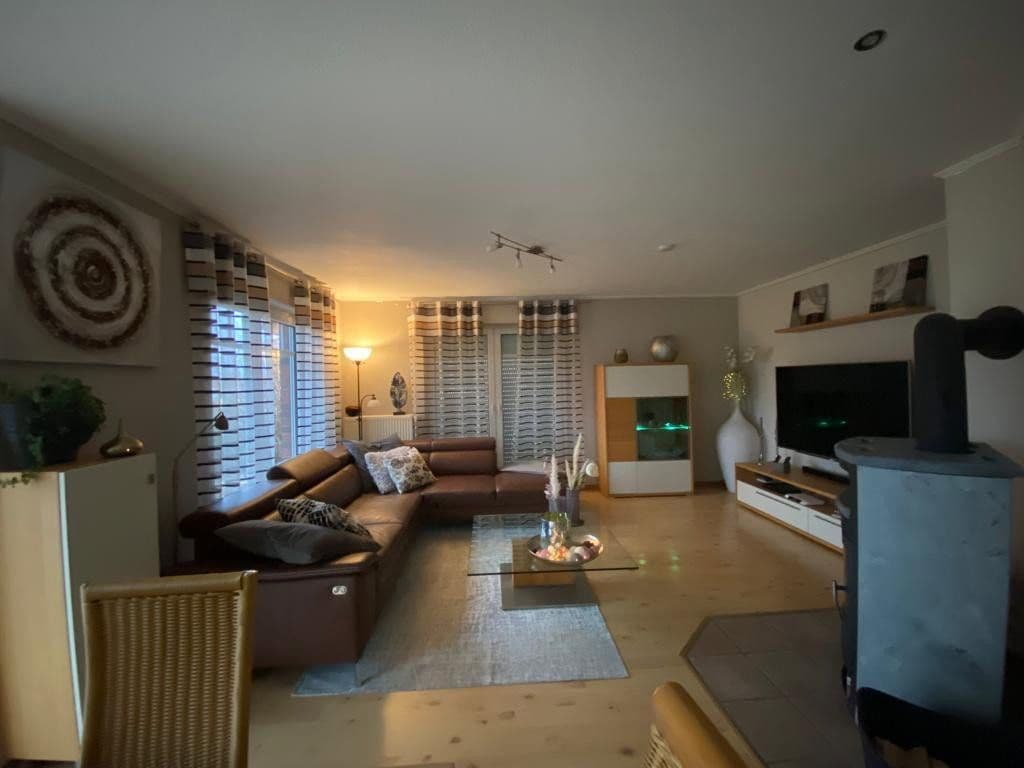 Prodej domu 150 m², pozemek 568 m², Gronau, Dolní Sasko Prodej domu 150 m², pozemek 568 m², Gronau, Dolní Sasko