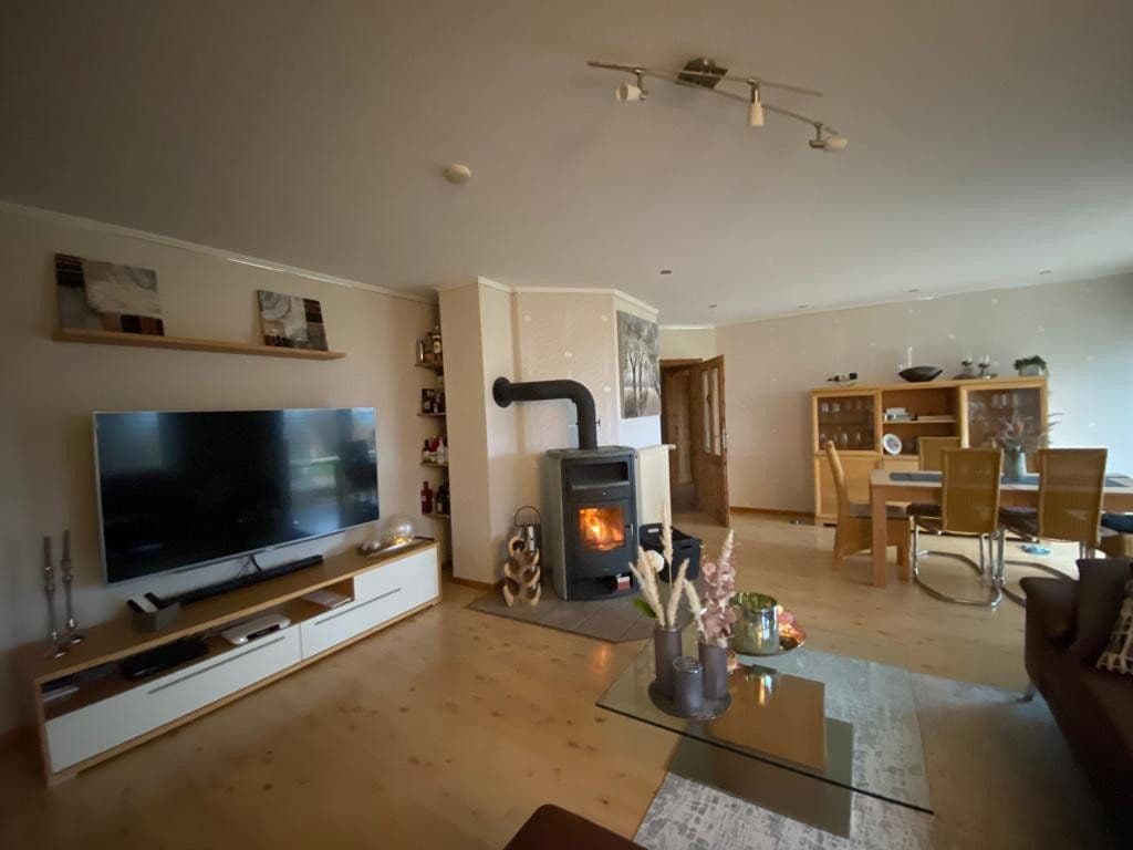 Prodej domu 150 m², pozemek 568 m², Gronau, Dolní Sasko Prodej domu 150 m², pozemek 568 m², Gronau, Dolní Sasko