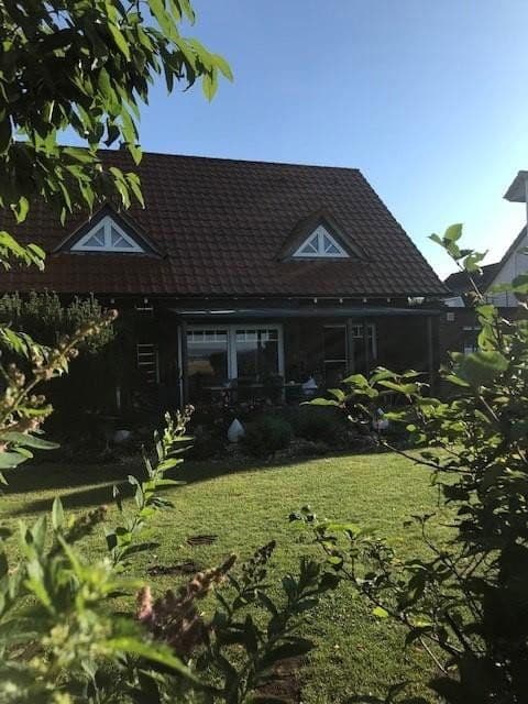 Prodej domu 150 m², pozemek 568 m², Gronau, Dolní Sasko Prodej domu 150 m², pozemek 568 m², Gronau, Dolní Sasko