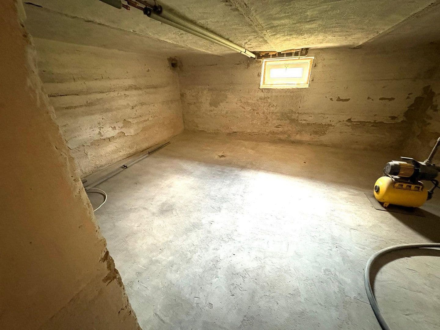 Prodej domu 220 m², pozemek 466 m², Wittenberg, Sasko-Anhaltsko Prodej domu 220 m², pozemek 466 m², Wittenberg, Sasko-Anhaltsko