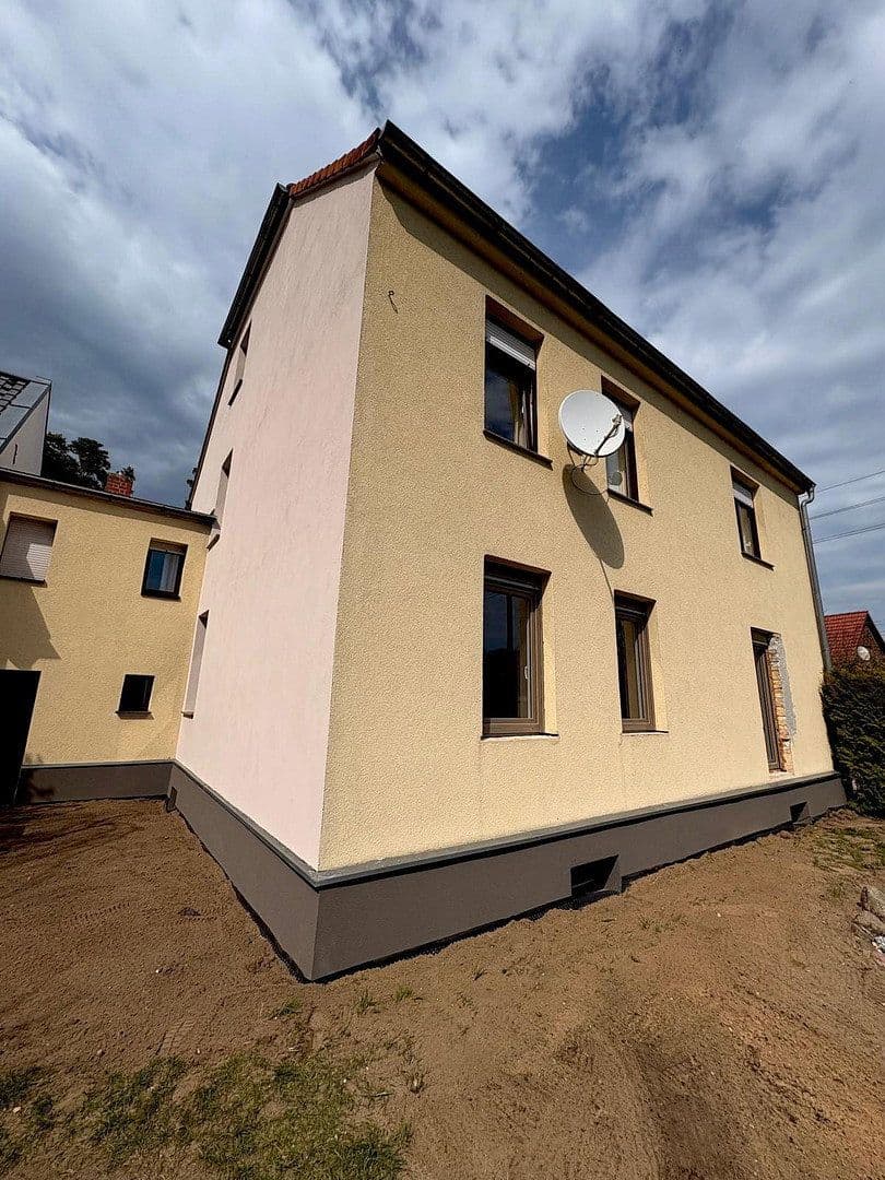 Prodej domu 220 m², pozemek 466 m², Wittenberg, Sasko-Anhaltsko Prodej domu 220 m², pozemek 466 m², Wittenberg, Sasko-Anhaltsko