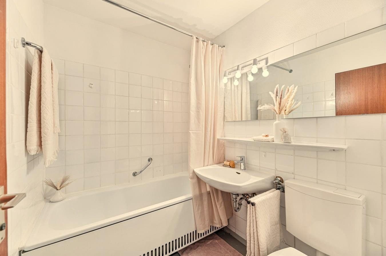 Prodej bytu 1+1 35 m², Freudenstadt, Bádensko-Württembersko Prodej bytu 1+1 35 m², Freudenstadt, Bádensko-Württembersko