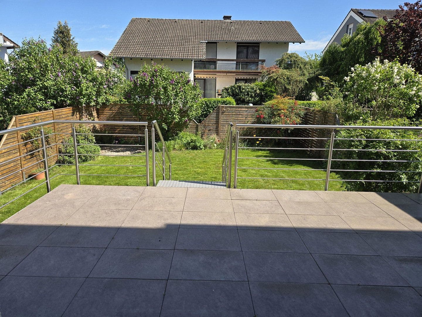 Pronájem domu 180 m², pozemek 388 m², Brühlstr. 39, Stutensee, Bádensko-Württembersko Pronájem domu 180 m², pozemek 388 m², Brühlstr. 39, Stutensee, Bádensko-Württembersko