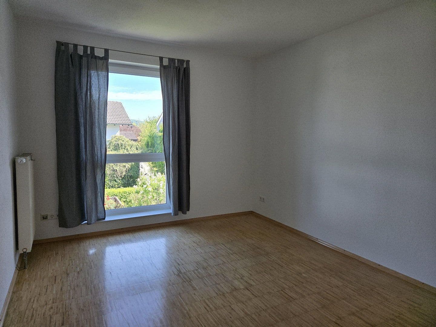 Pronájem domu 180 m², pozemek 388 m², Brühlstr. 39, Stutensee, Bádensko-Württembersko Pronájem domu 180 m², pozemek 388 m², Brühlstr. 39, Stutensee, Bádensko-Württembersko