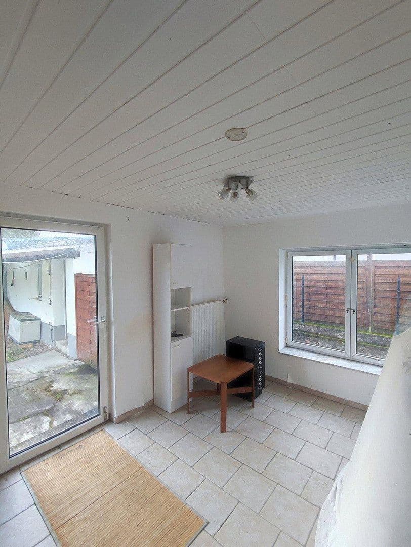 Pronájem domu 148 m², pozemek 410 m², Solingen, Severní Porýní-Vestfálsko Pronájem domu 148 m², pozemek 410 m², Solingen, Severní Porýní-Vestfálsko