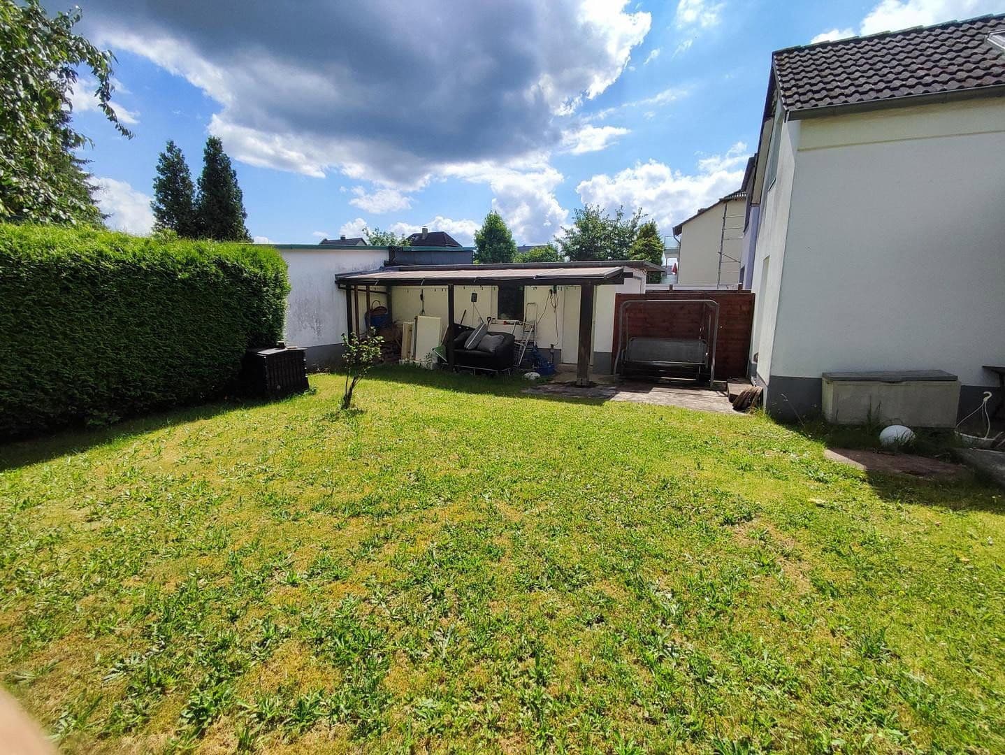 Pronájem domu 148 m², pozemek 410 m², Solingen, Severní Porýní-Vestfálsko Pronájem domu 148 m², pozemek 410 m², Solingen, Severní Porýní-Vestfálsko