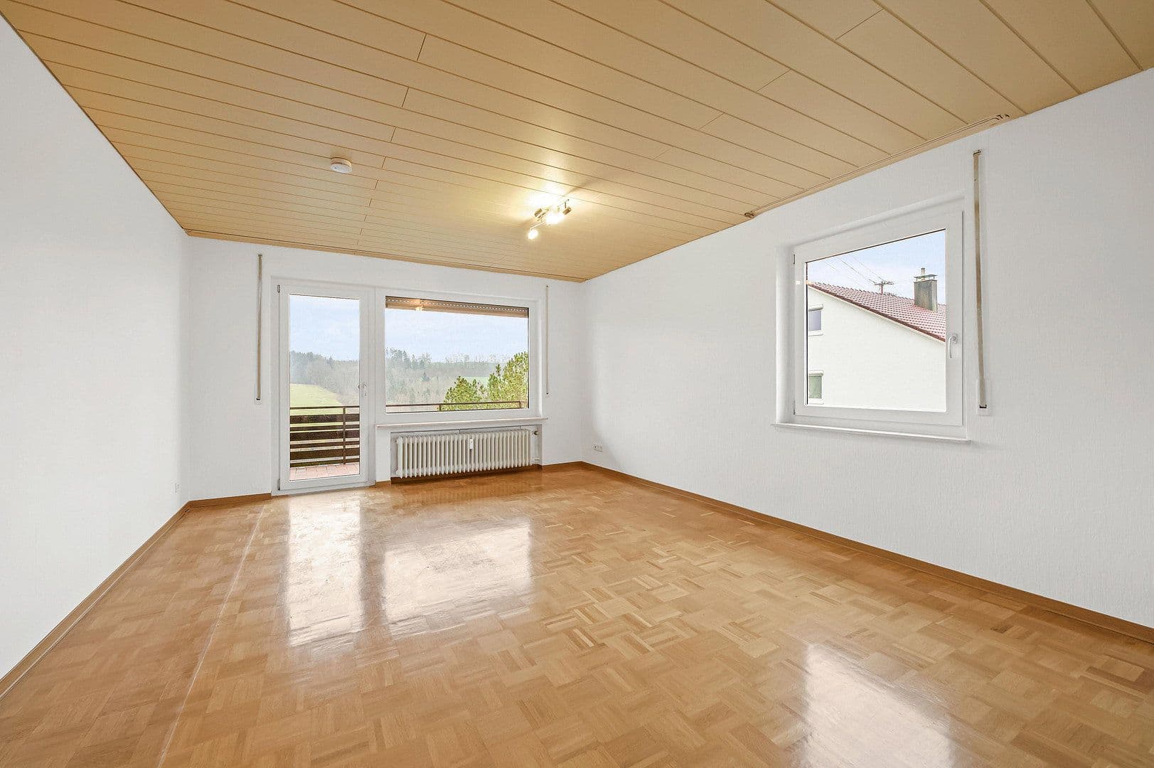 Pronájem bytu 3+1 91 m², Leinzell, Bádensko-Württembersko Pronájem bytu 3+1 91 m², Leinzell, Bádensko-Württembersko
