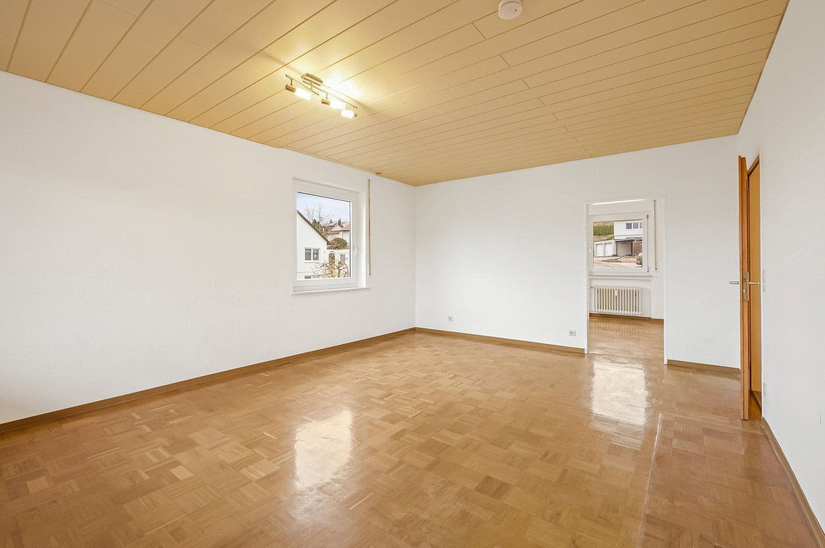 Pronájem bytu 3+1 91 m², Leinzell, Bádensko-Württembersko Pronájem bytu 3+1 91 m², Leinzell, Bádensko-Württembersko