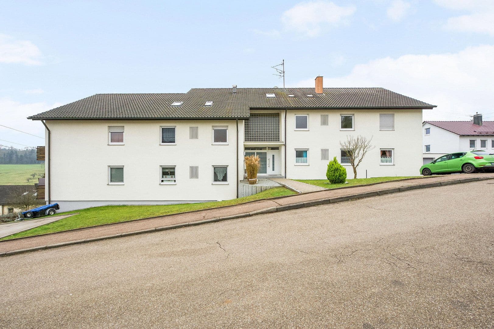 Pronájem bytu 3+1 91 m², Leinzell, Bádensko-Württembersko Pronájem bytu 3+1 91 m², Leinzell, Bádensko-Württembersko