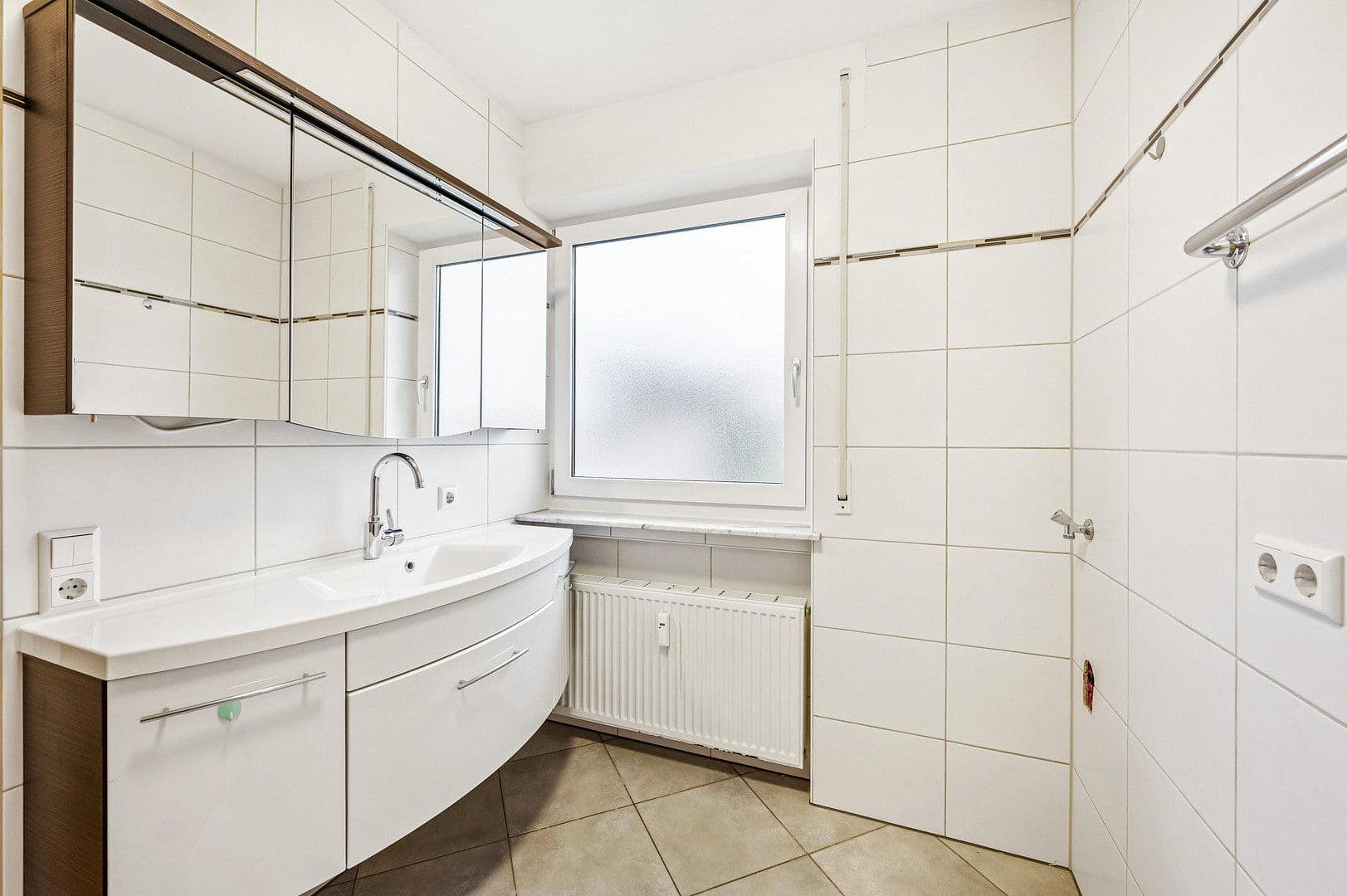 Pronájem bytu 3+1 91 m², Leinzell, Bádensko-Württembersko Pronájem bytu 3+1 91 m², Leinzell, Bádensko-Württembersko