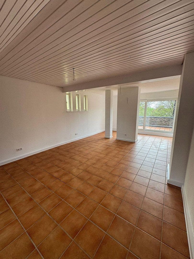 Pronájem bytu 3+1 90 m², Norbertstr. 7, Wesel, Severní Porýní-Vestfálsko Pronájem bytu 3+1 90 m², Norbertstr. 7, Wesel, Severní Porýní-Vestfálsko