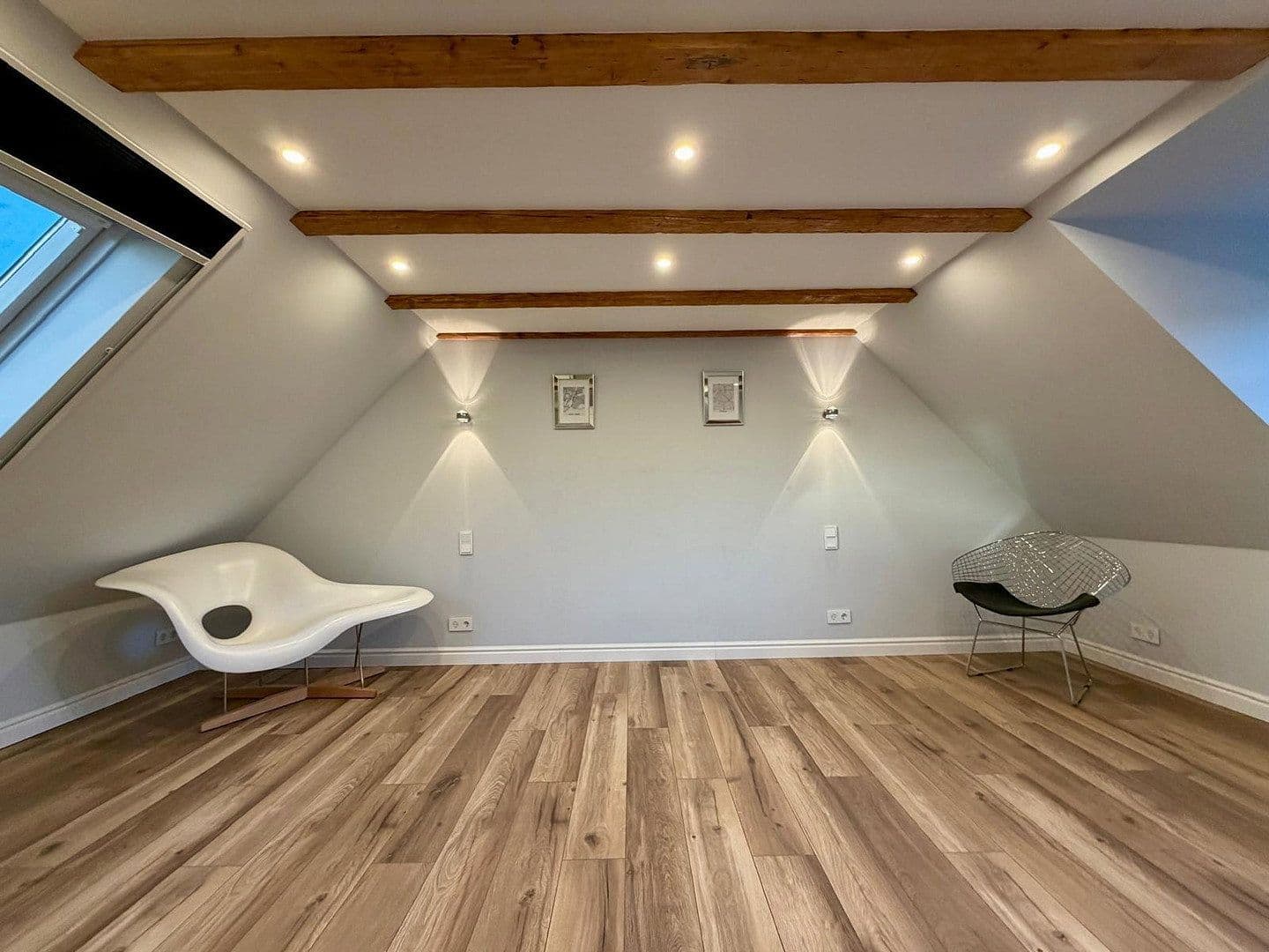 Prodej domu 85 m², pozemek 106 m², Aplerbecker Straße 76, Düsseldorf, Severní Porýní-Vestfálsko Prodej domu 85 m², pozemek 106 m², Aplerbecker Straße 76, Düsseldorf, Severní Porýní-Vestfálsko