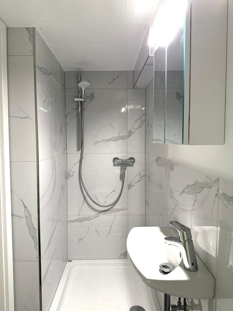 Prodej domu 85 m², pozemek 106 m², Aplerbecker Straße 76, Düsseldorf, Severní Porýní-Vestfálsko Prodej domu 85 m², pozemek 106 m², Aplerbecker Straße 76, Düsseldorf, Severní Porýní-Vestfálsko