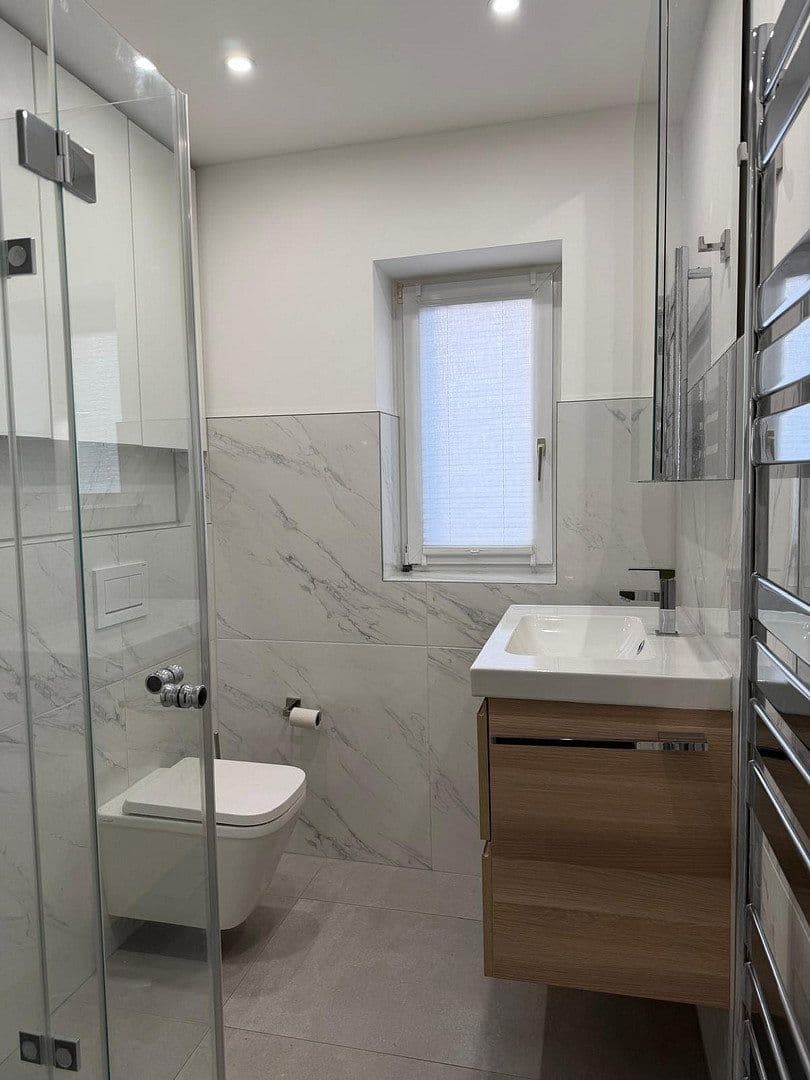 Prodej domu 85 m², pozemek 106 m², Aplerbecker Straße 76, Düsseldorf, Severní Porýní-Vestfálsko Prodej domu 85 m², pozemek 106 m², Aplerbecker Straße 76, Düsseldorf, Severní Porýní-Vestfálsko