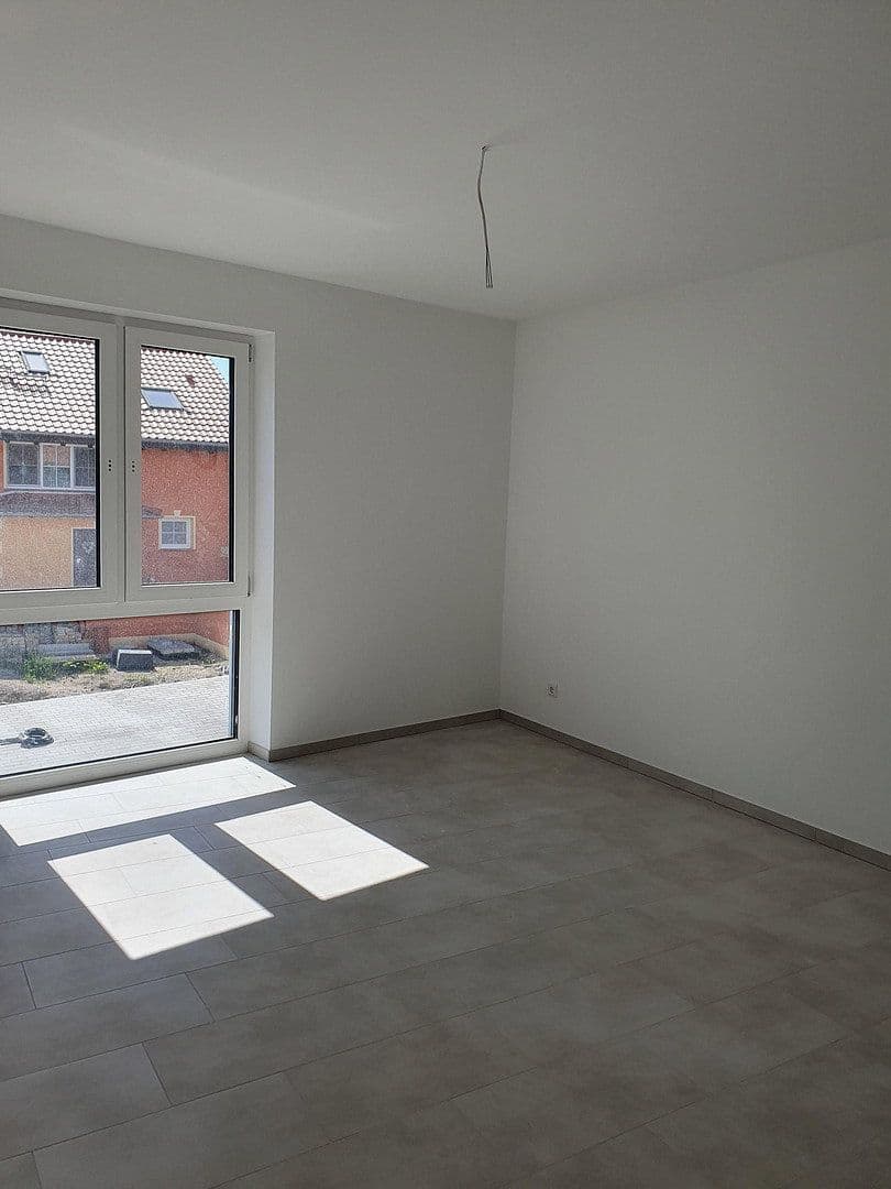 Pronájem bytu 3+1 98 m², Kirchgasse 11, Roßdorf, Hessen Pronájem bytu 3+1 98 m², Kirchgasse 11, Roßdorf, Hessen