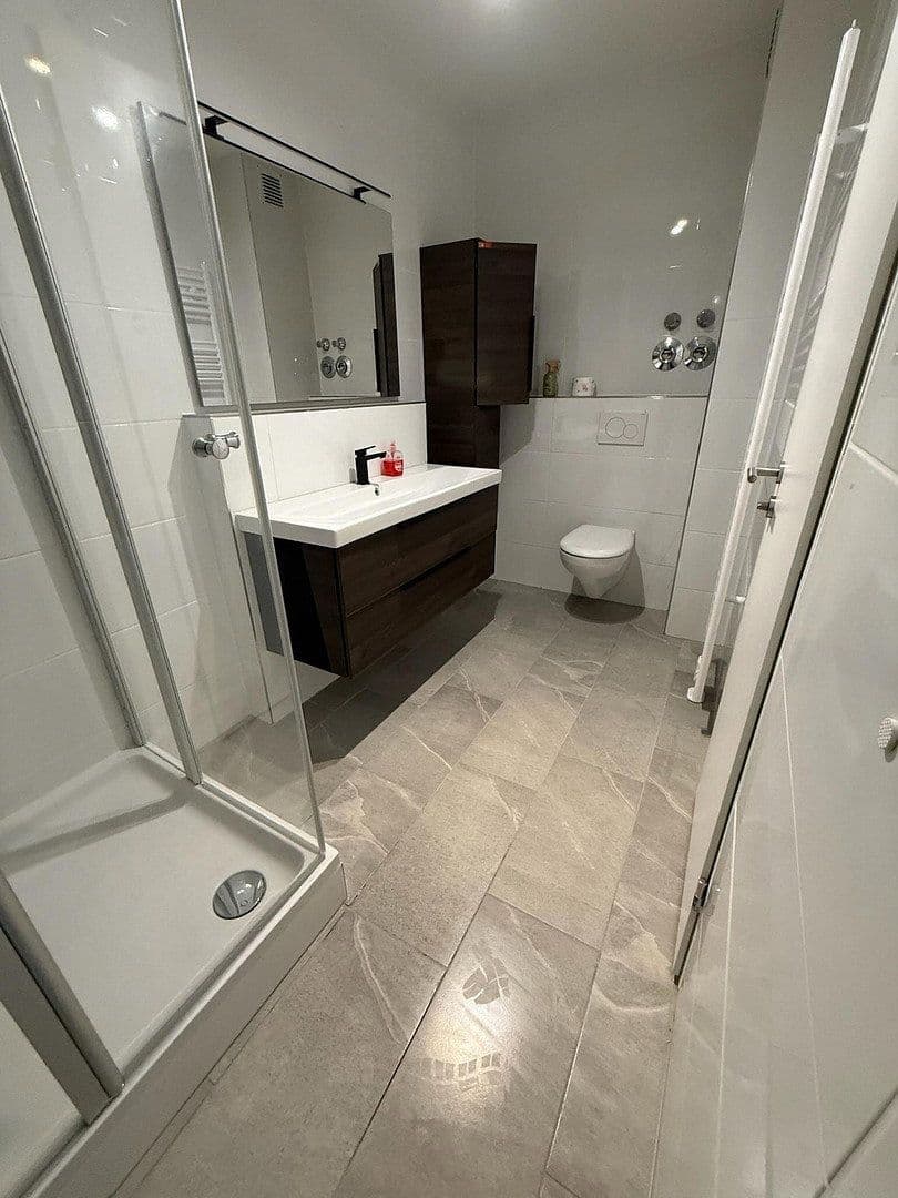 Pronájem bytu 4+1 88 m², Hannoveraner Str. 58, Lingen (Ems), Dolní Sasko Pronájem bytu 4+1 88 m², Hannoveraner Str. 58, Lingen (Ems), Dolní Sasko