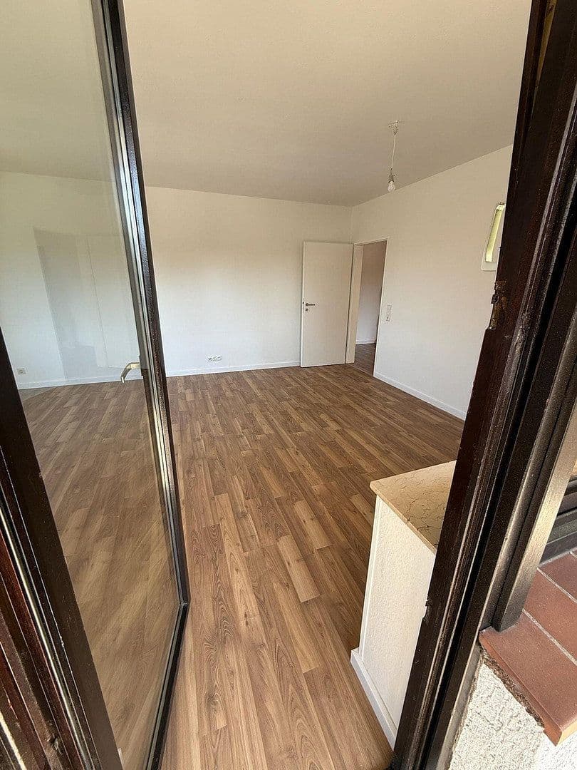 Pronájem bytu 4+1 88 m², Hannoveraner Str. 58, Lingen (Ems), Dolní Sasko Pronájem bytu 4+1 88 m², Hannoveraner Str. 58, Lingen (Ems), Dolní Sasko