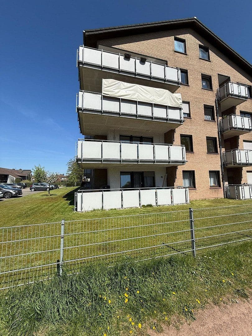 Pronájem bytu 4+1 88 m², Hannoveraner Str. 58, Lingen (Ems), Dolní Sasko Pronájem bytu 4+1 88 m², Hannoveraner Str. 58, Lingen (Ems), Dolní Sasko