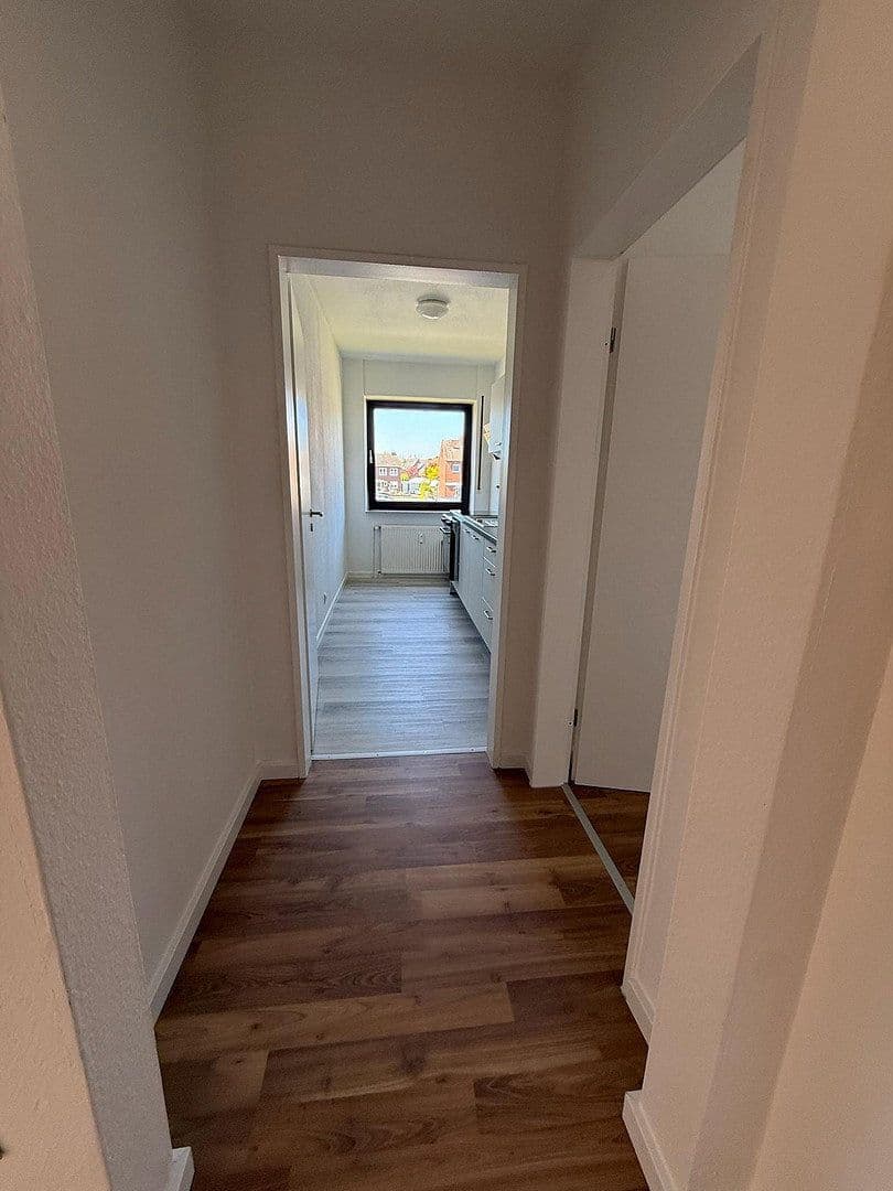 Pronájem bytu 4+1 88 m², Hannoveraner Str. 58, Lingen (Ems), Dolní Sasko Pronájem bytu 4+1 88 m², Hannoveraner Str. 58, Lingen (Ems), Dolní Sasko