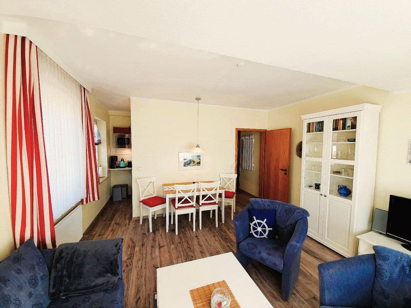 Prodej domu 315 m², pozemek 830 m², Föhrer Weg, Büsum, Šlesvicko-Holštýnsko Prodej domu 315 m², pozemek 830 m², Föhrer Weg, Büsum, Šlesvicko-Holštýnsko