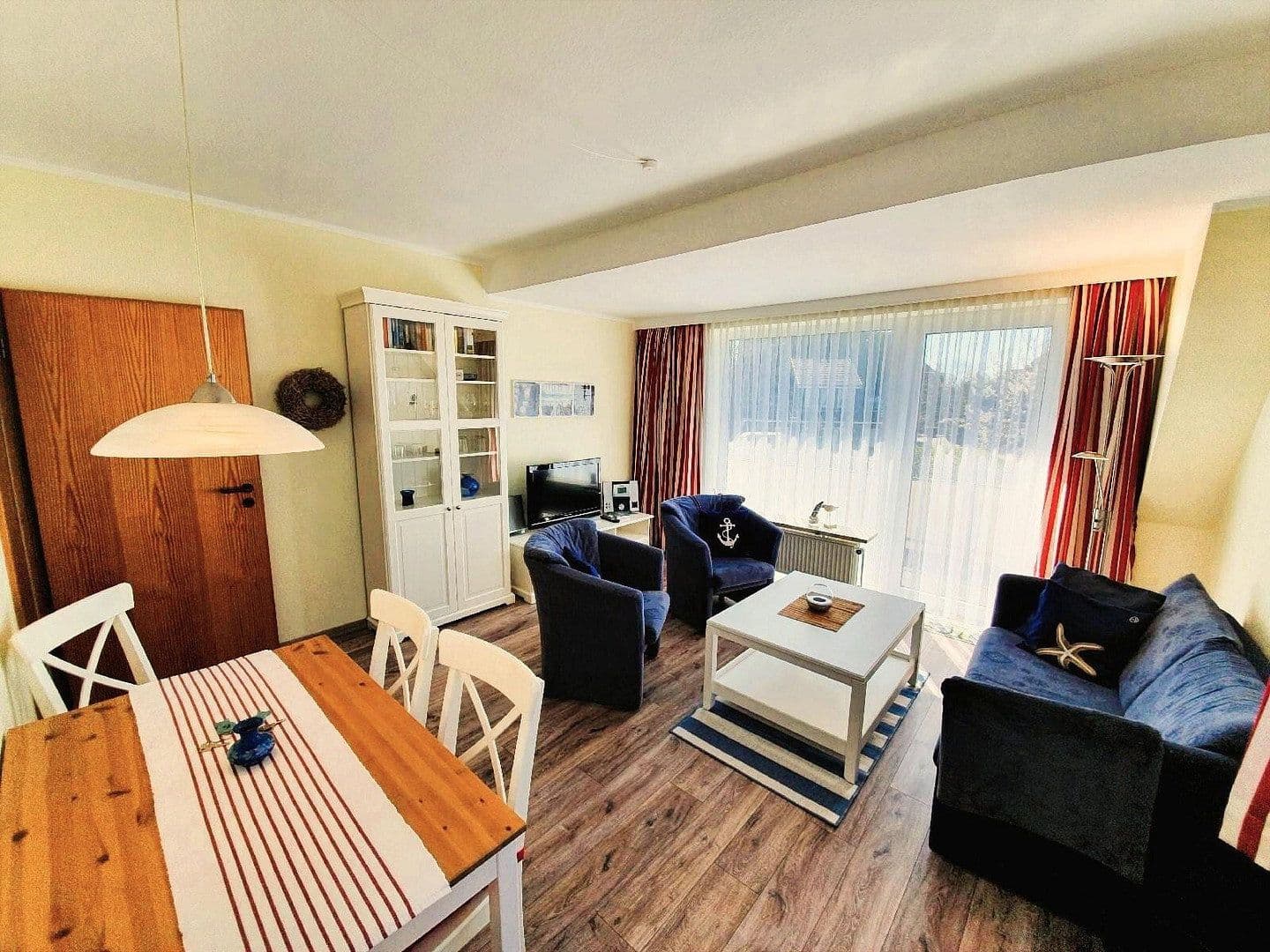 Prodej domu 315 m², pozemek 830 m², Föhrer Weg, Büsum, Šlesvicko-Holštýnsko Prodej domu 315 m², pozemek 830 m², Föhrer Weg, Büsum, Šlesvicko-Holštýnsko