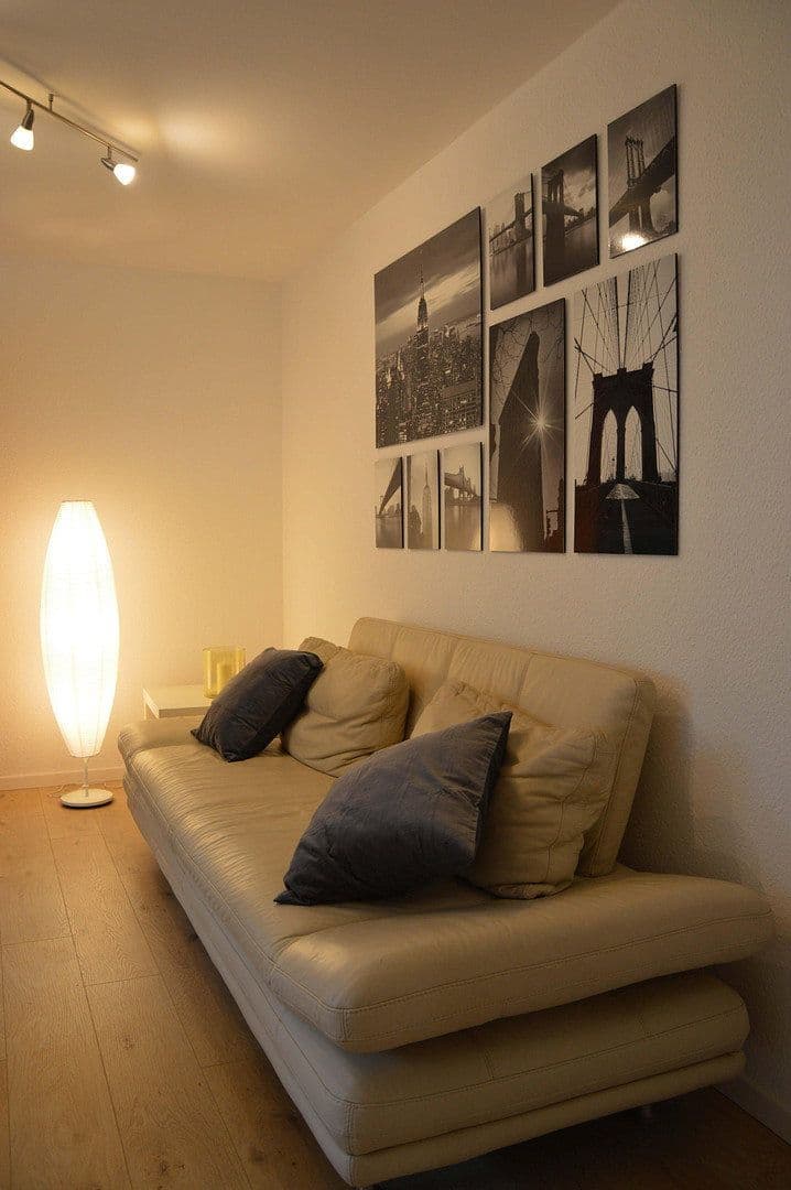 Pronájem bytu 1+1 50 m², Karlsruhe, Bádensko-Württembersko Pronájem bytu 1+1 50 m², Karlsruhe, Bádensko-Württembersko