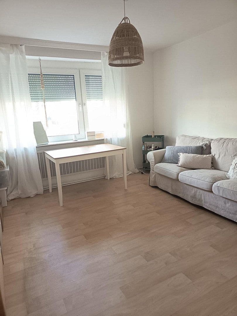 Pronájem bytu 3+1 64 m², Wilhelmshöher Allee 57, Kassel, Hessen Pronájem bytu 3+1 64 m², Wilhelmshöher Allee 57, Kassel, Hessen